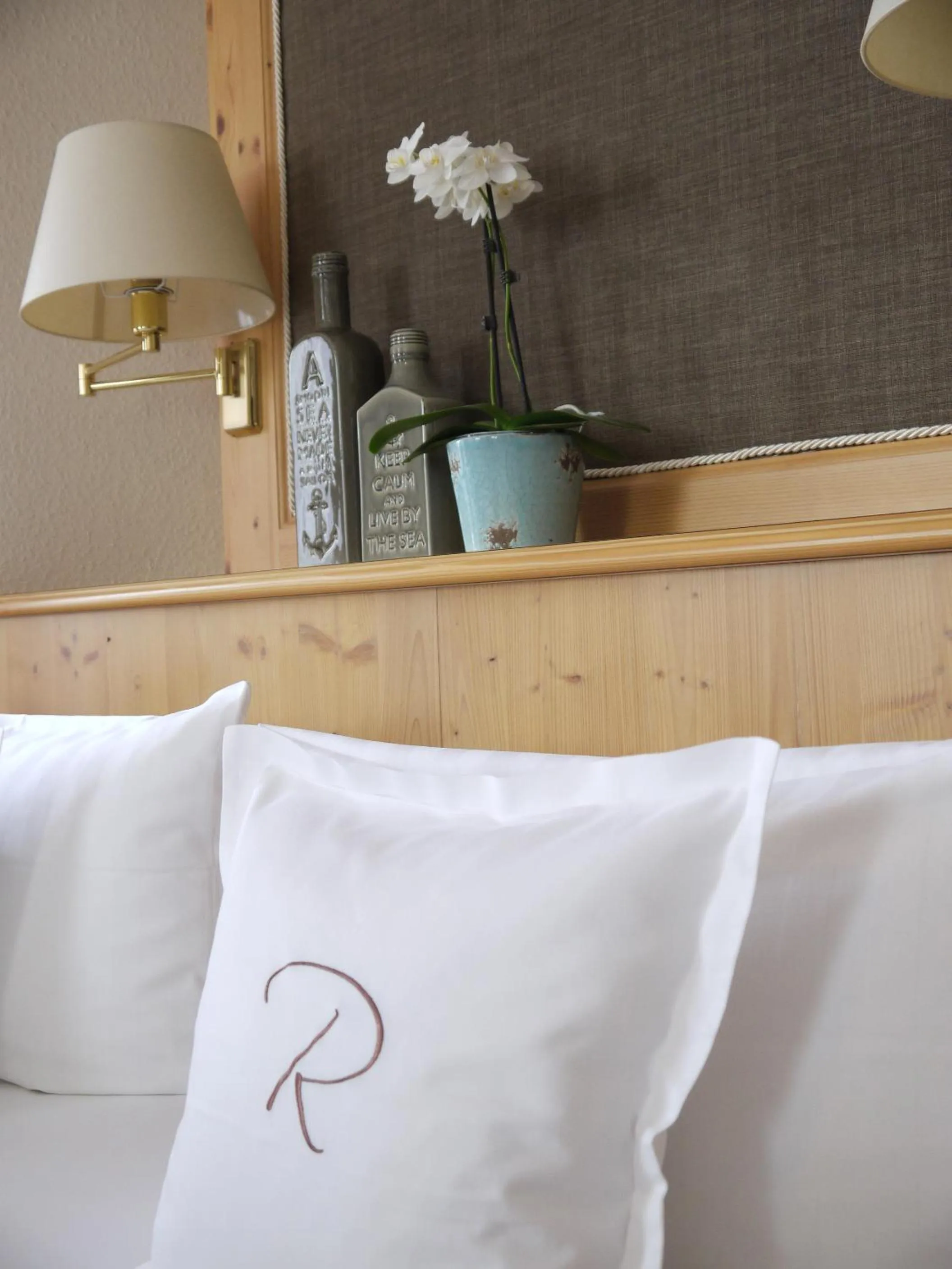 Decorative detail, Bed in Hotel Ratsstuben