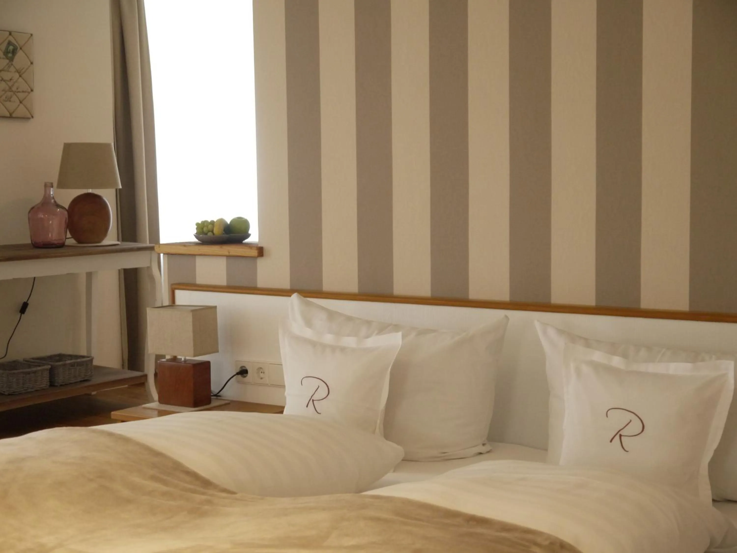 Decorative detail, Bed in Hotel Ratsstuben