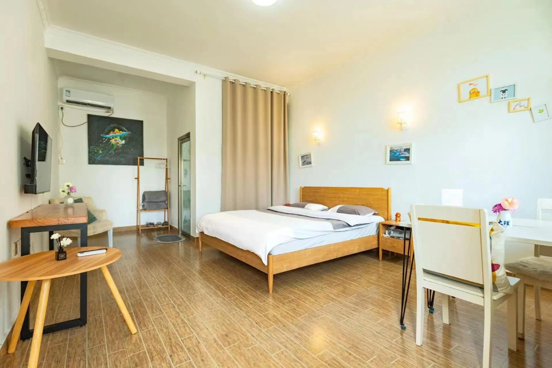 Double Room in Monster B&B