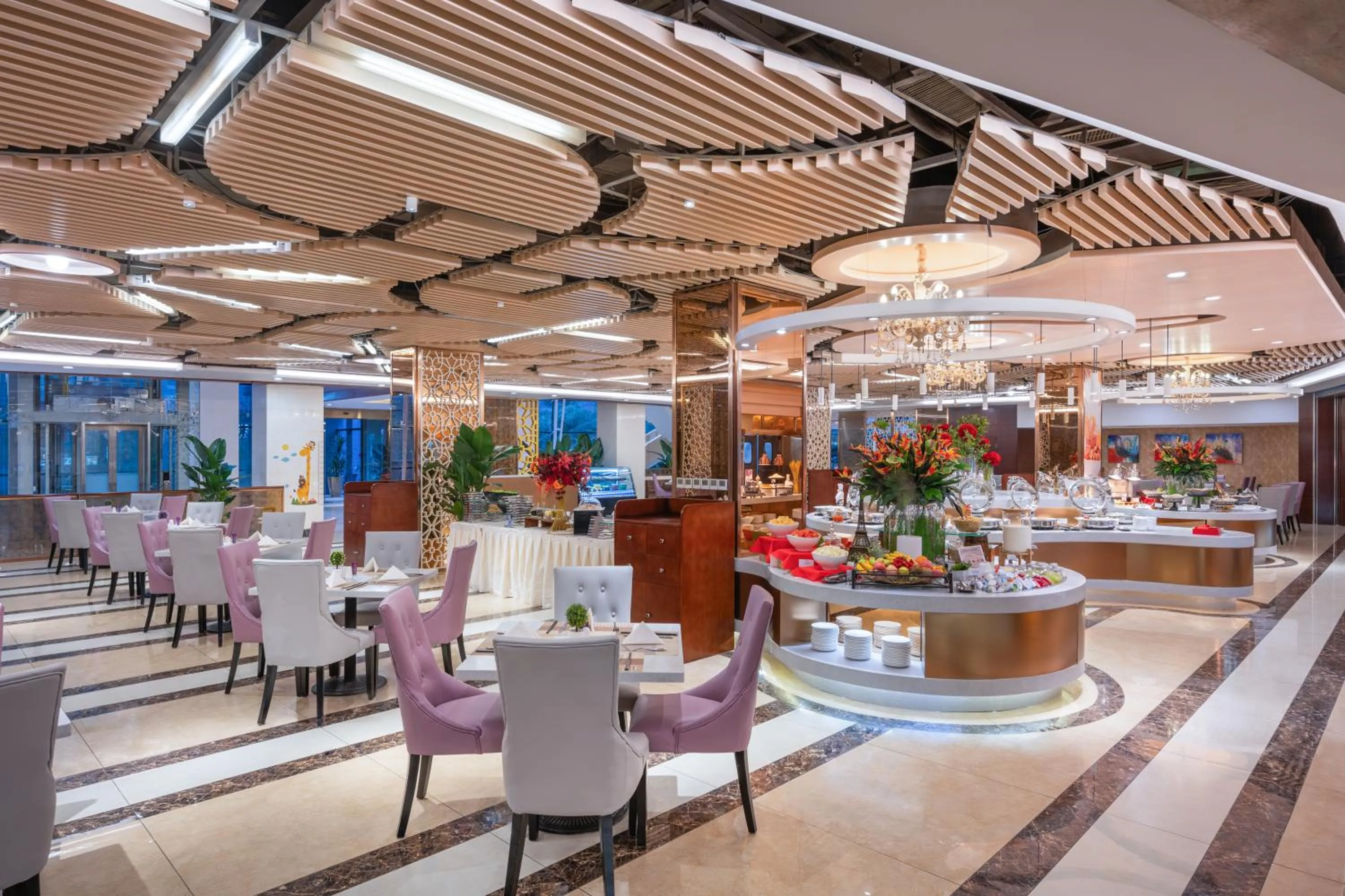 Restaurant/places to eat in Mercure Beijing Downtown