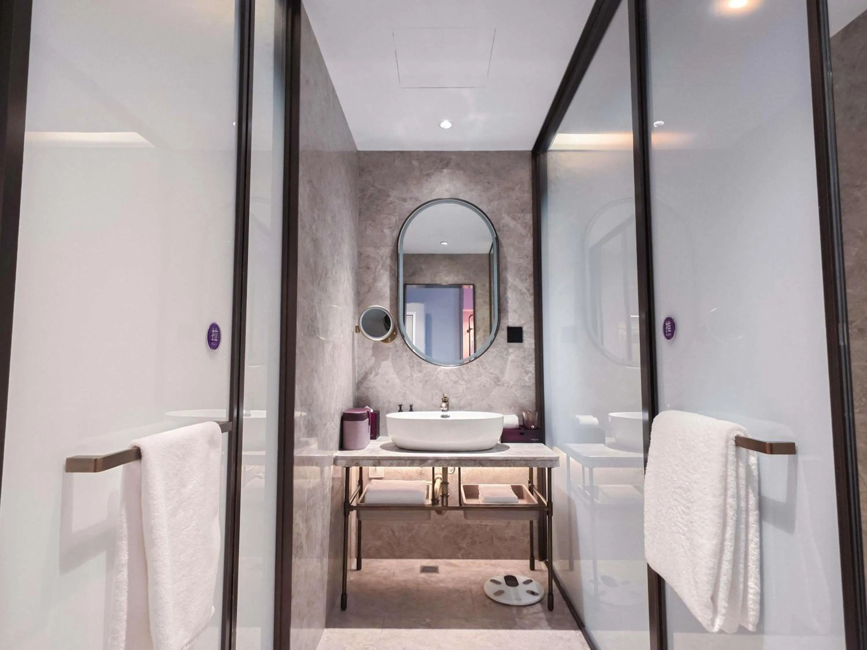 Bedroom in Mercure Beijing Downtown