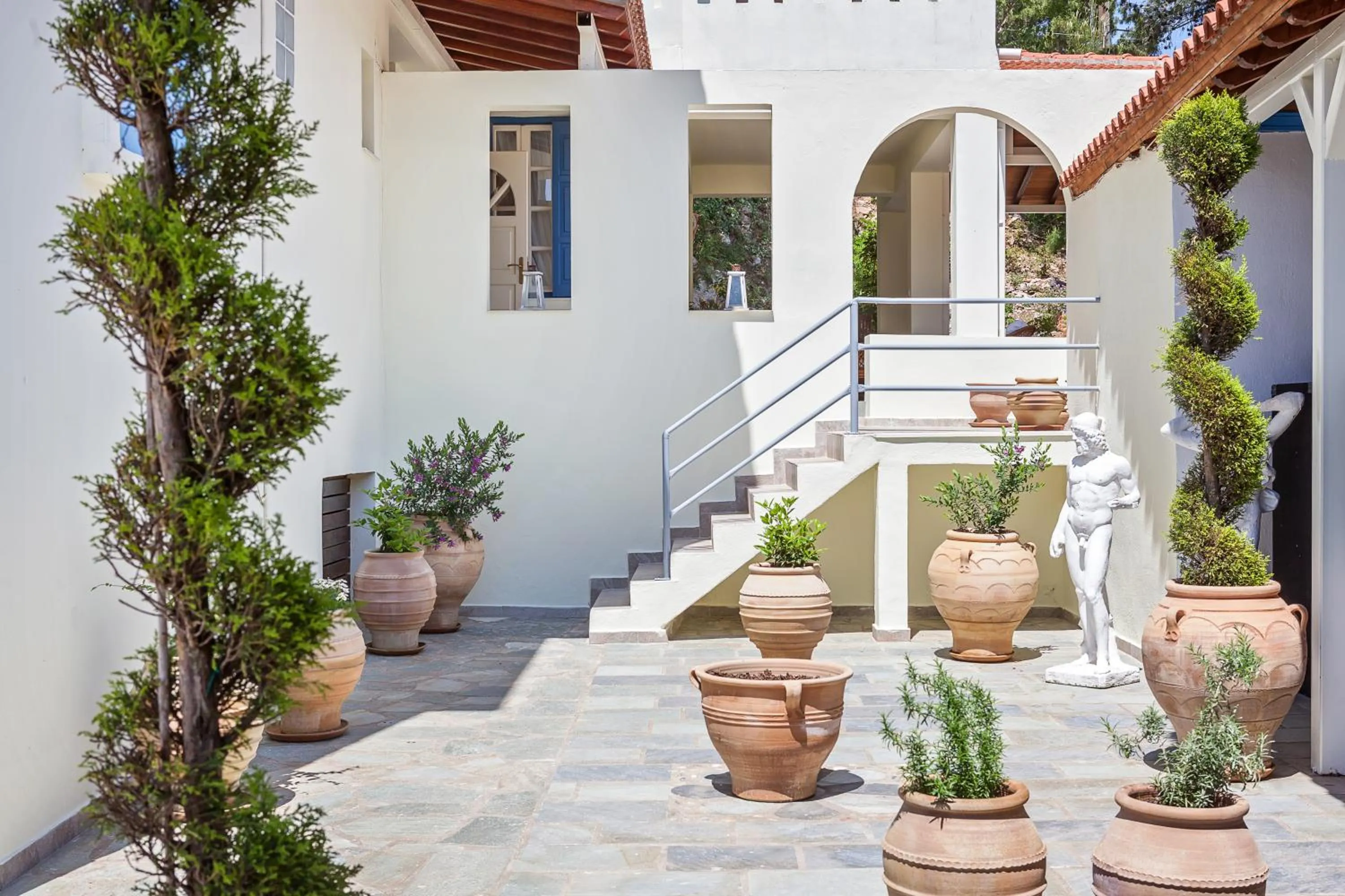 Property building in Stafylos Suites & Boutique hotel