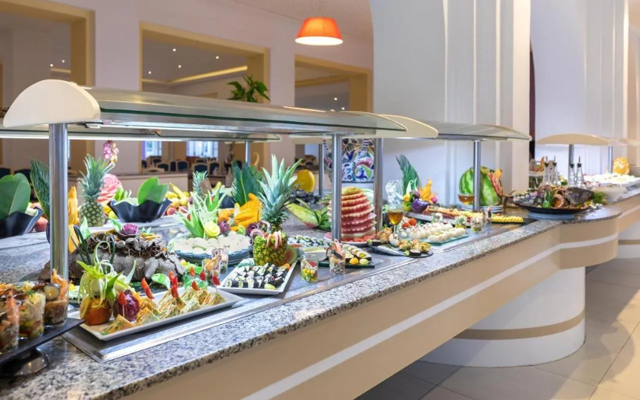 Restaurant/places to eat in Hotel Marhaba Beach