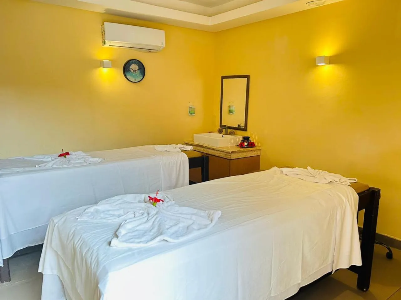 Spa and wellness centre/facilities, Bed in Hotel Marhaba Beach