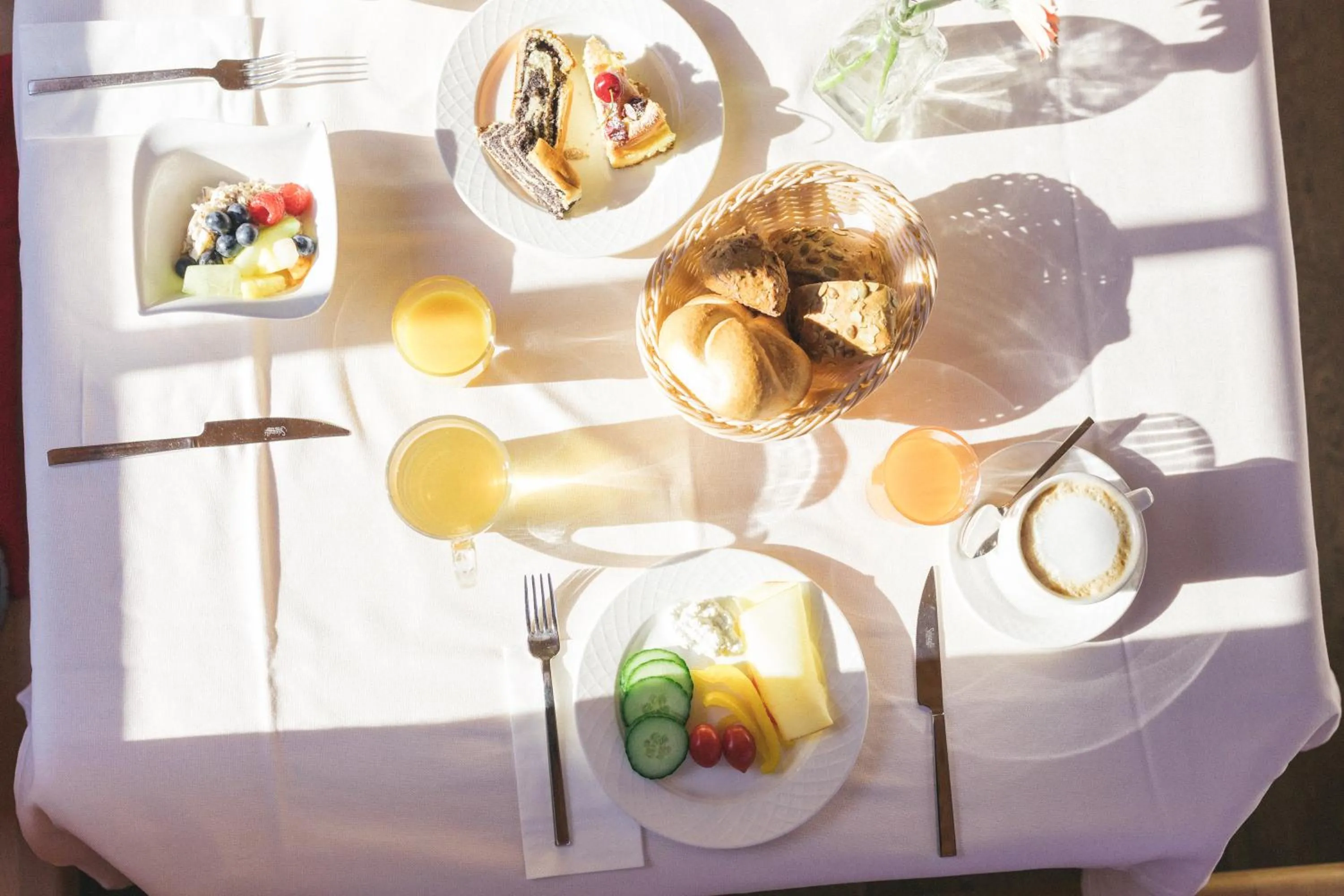 Food and drinks in Feelfree Nature Resort