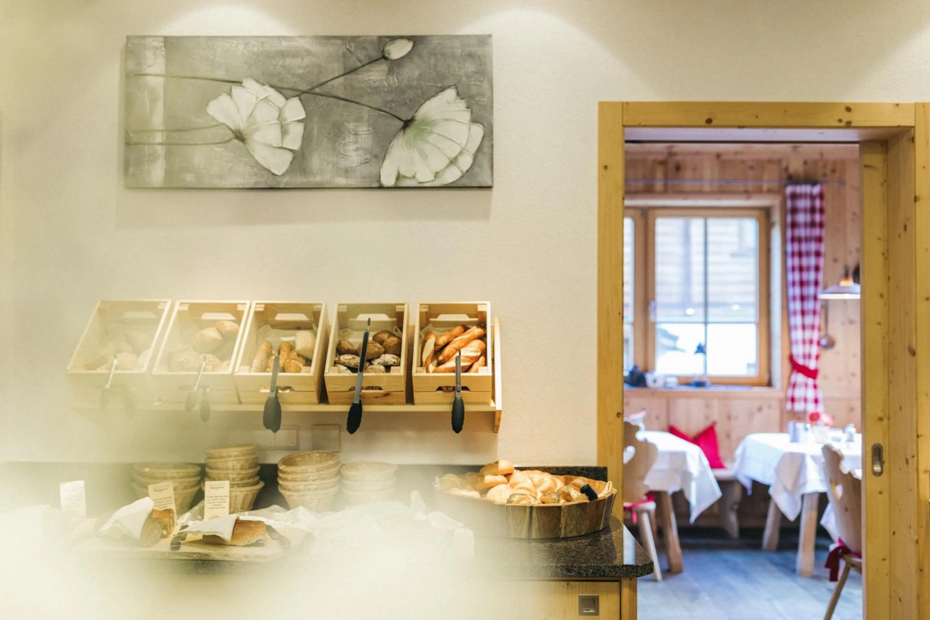 Restaurant/places to eat in Feelfree Nature Resort