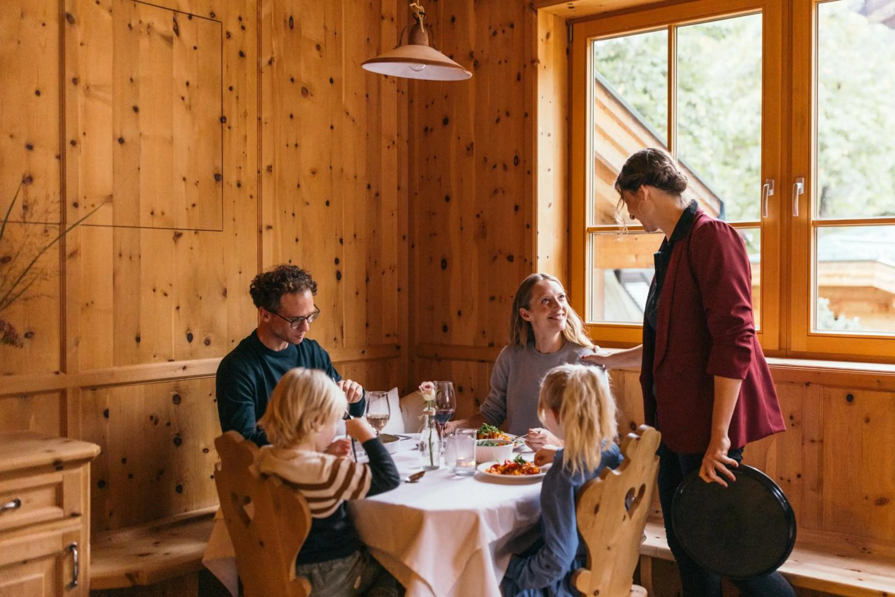 Restaurant/places to eat in Feelfree Nature Resort