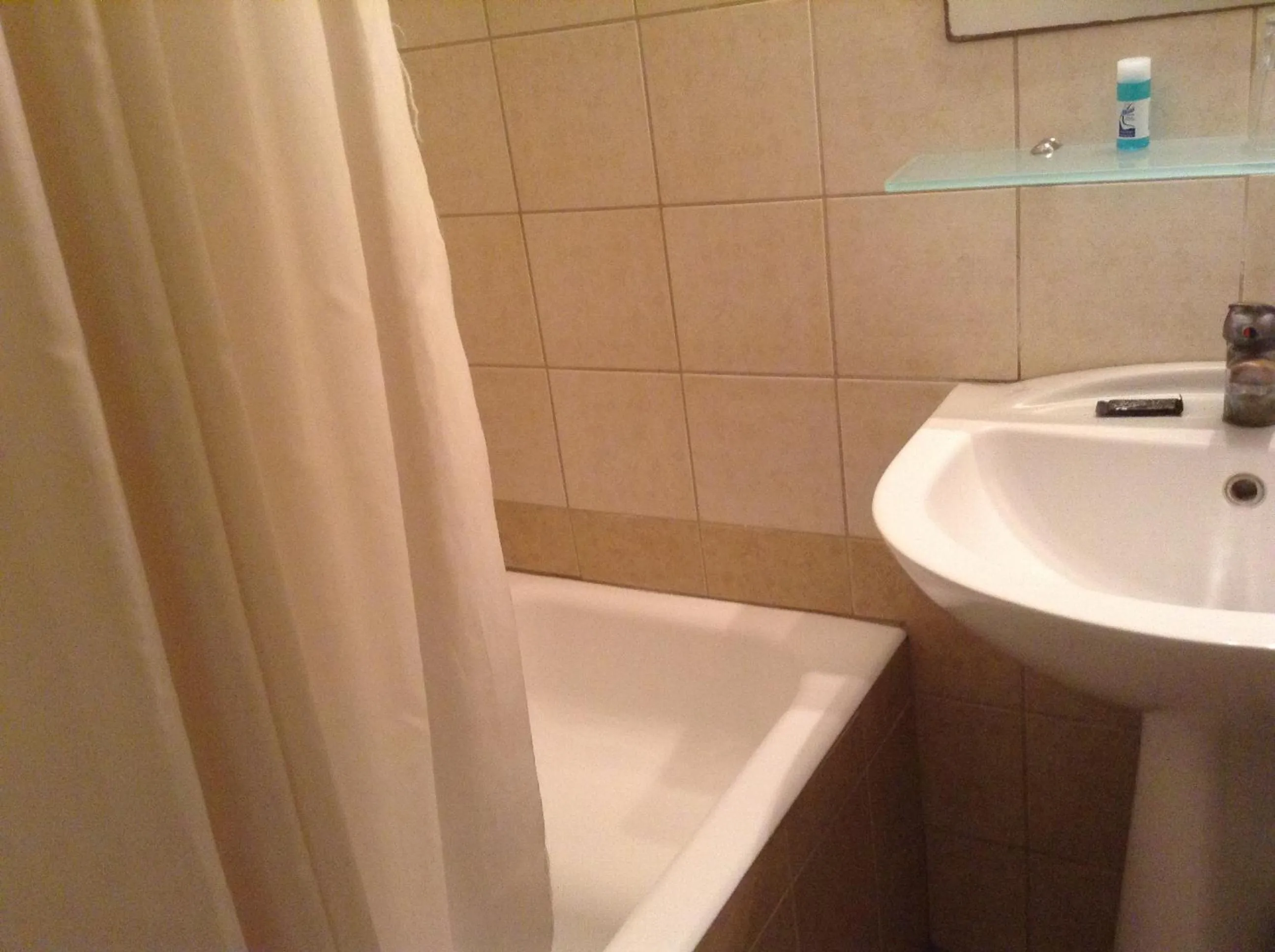 Bathroom in Hotel Alexandros