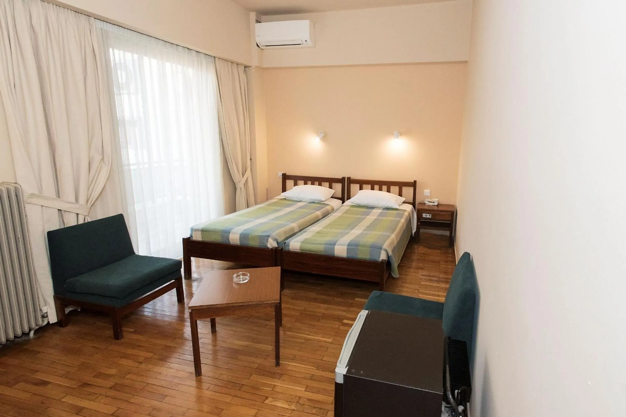 Photo of the whole room, Bed in Hotel Alexandros