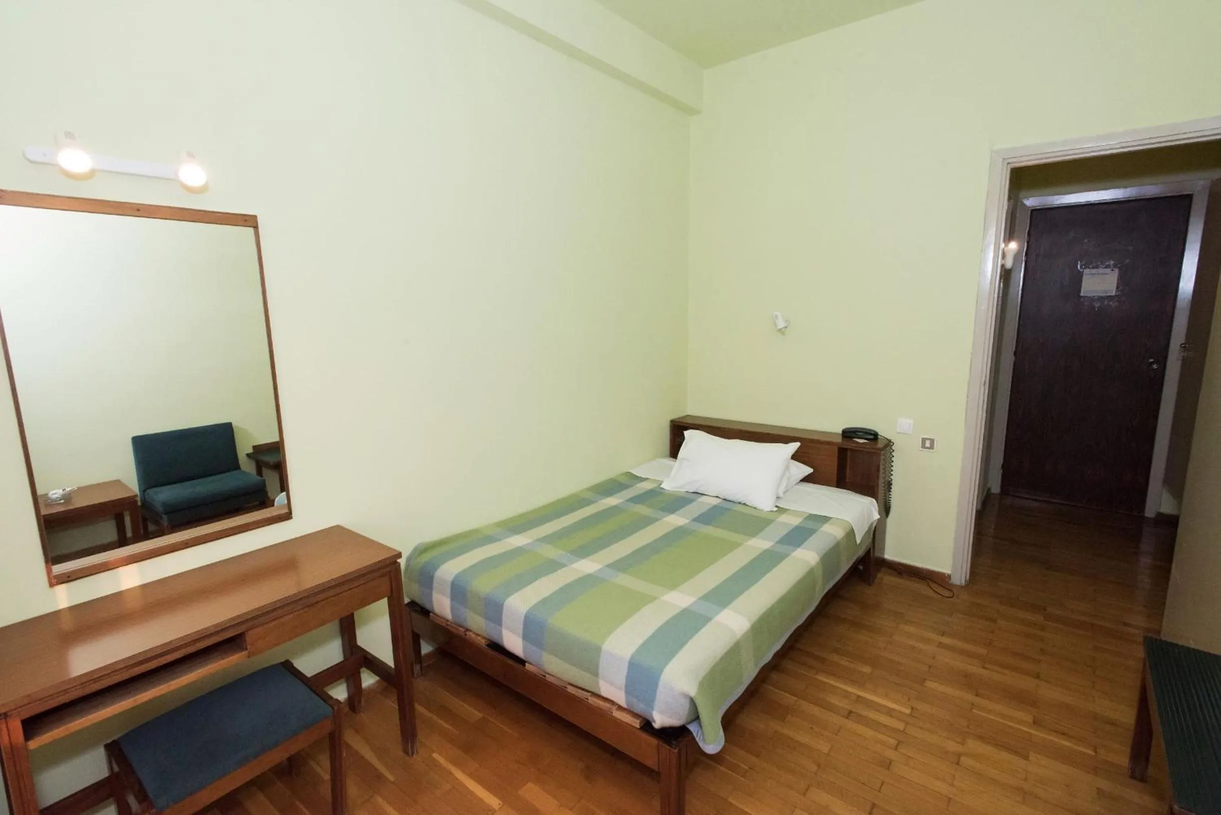 Photo of the whole room, Bed in Hotel Alexandros