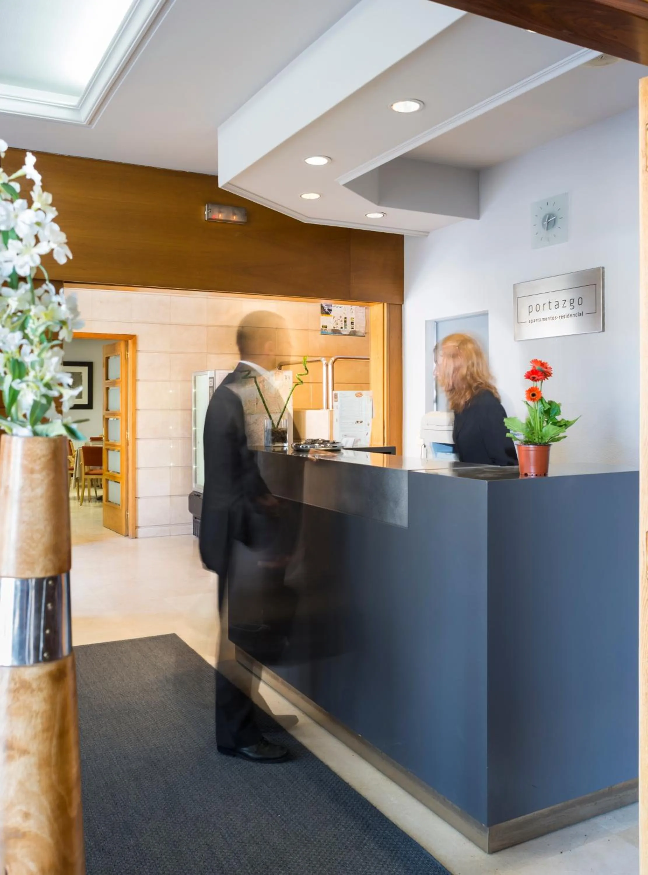 Lobby or reception in Apartamentos Portazgo