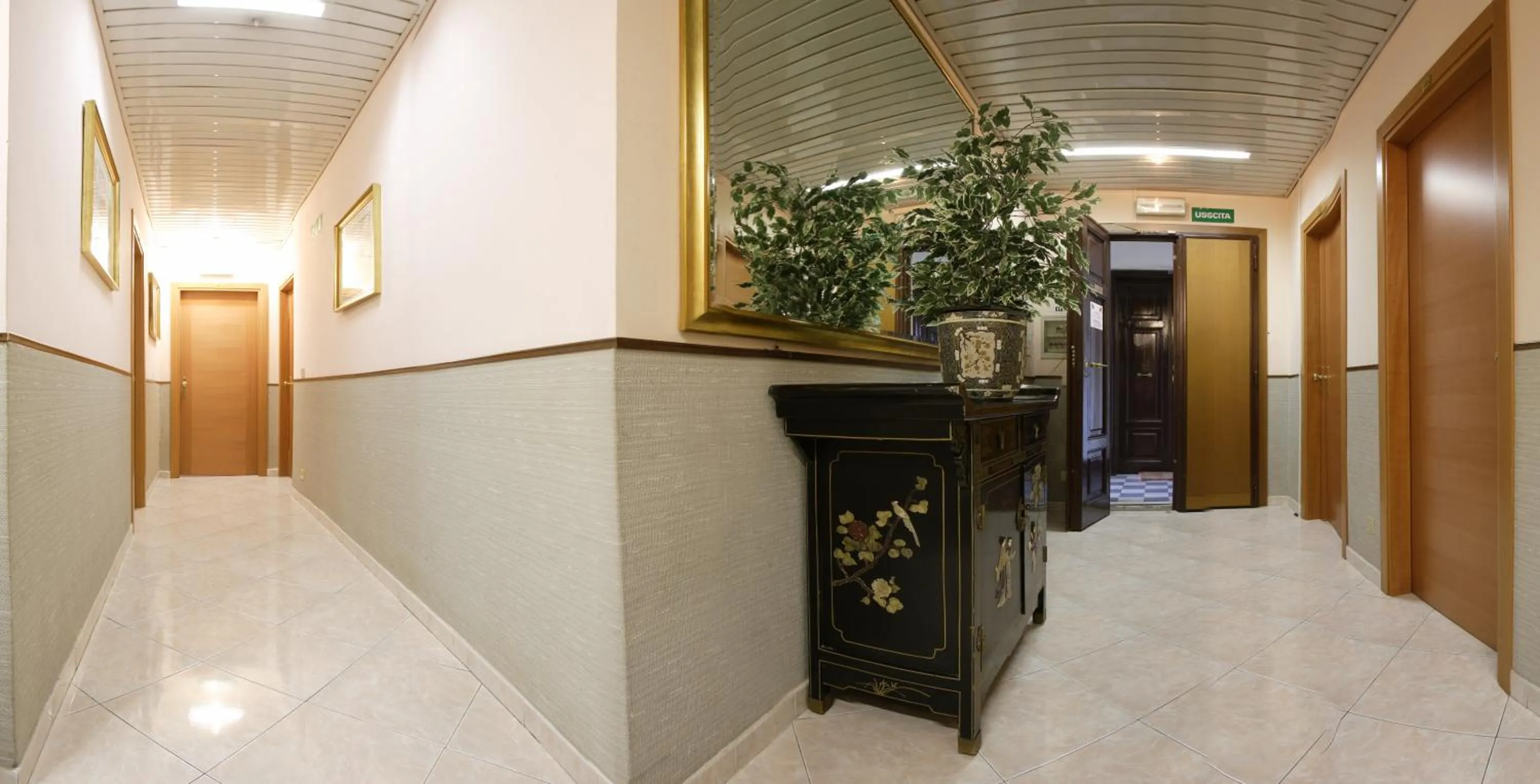 Decorative detail in Hotel Lazzari