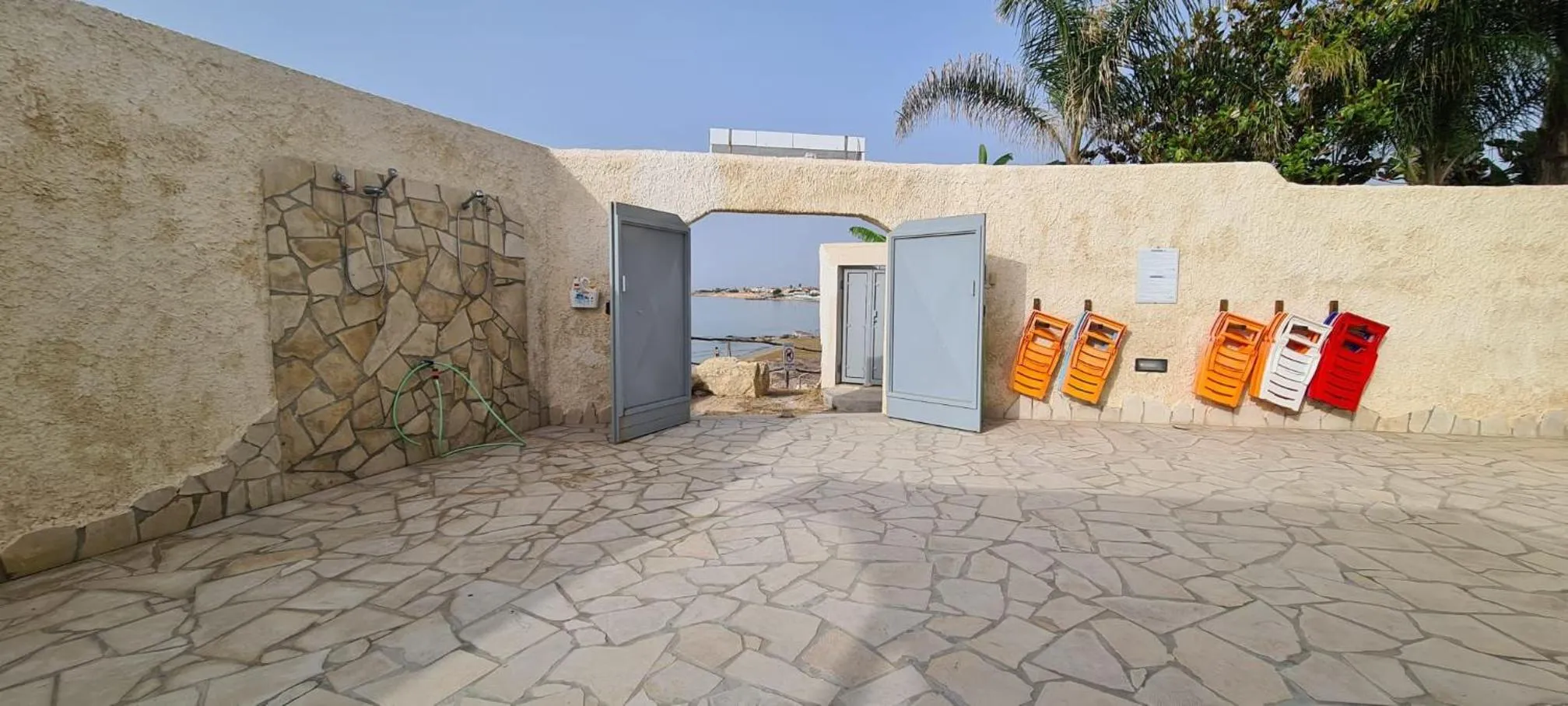 Area and facilities in Mare e Sole Villa Urso