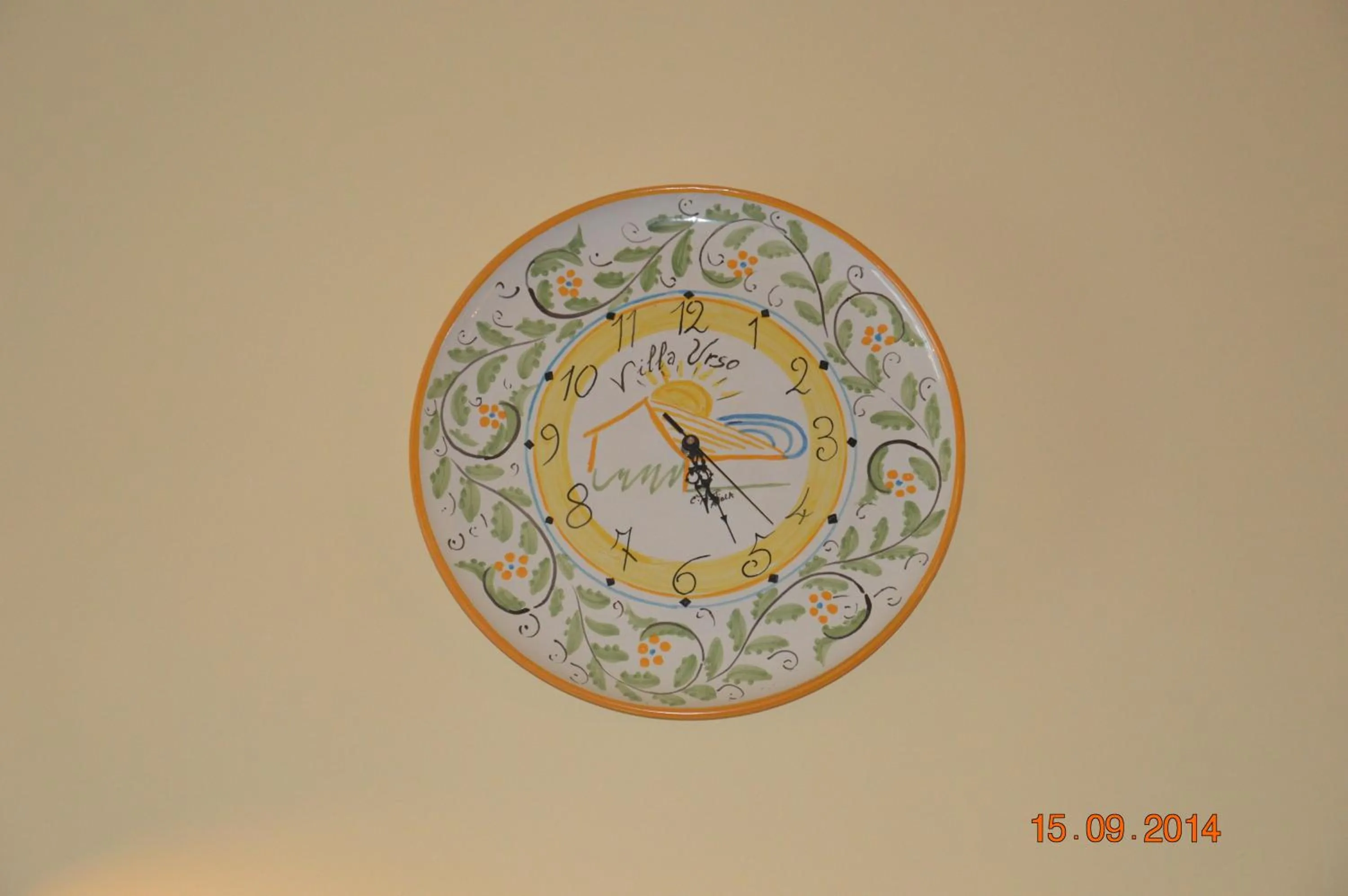 Decorative detail in Mare e Sole Villa Urso