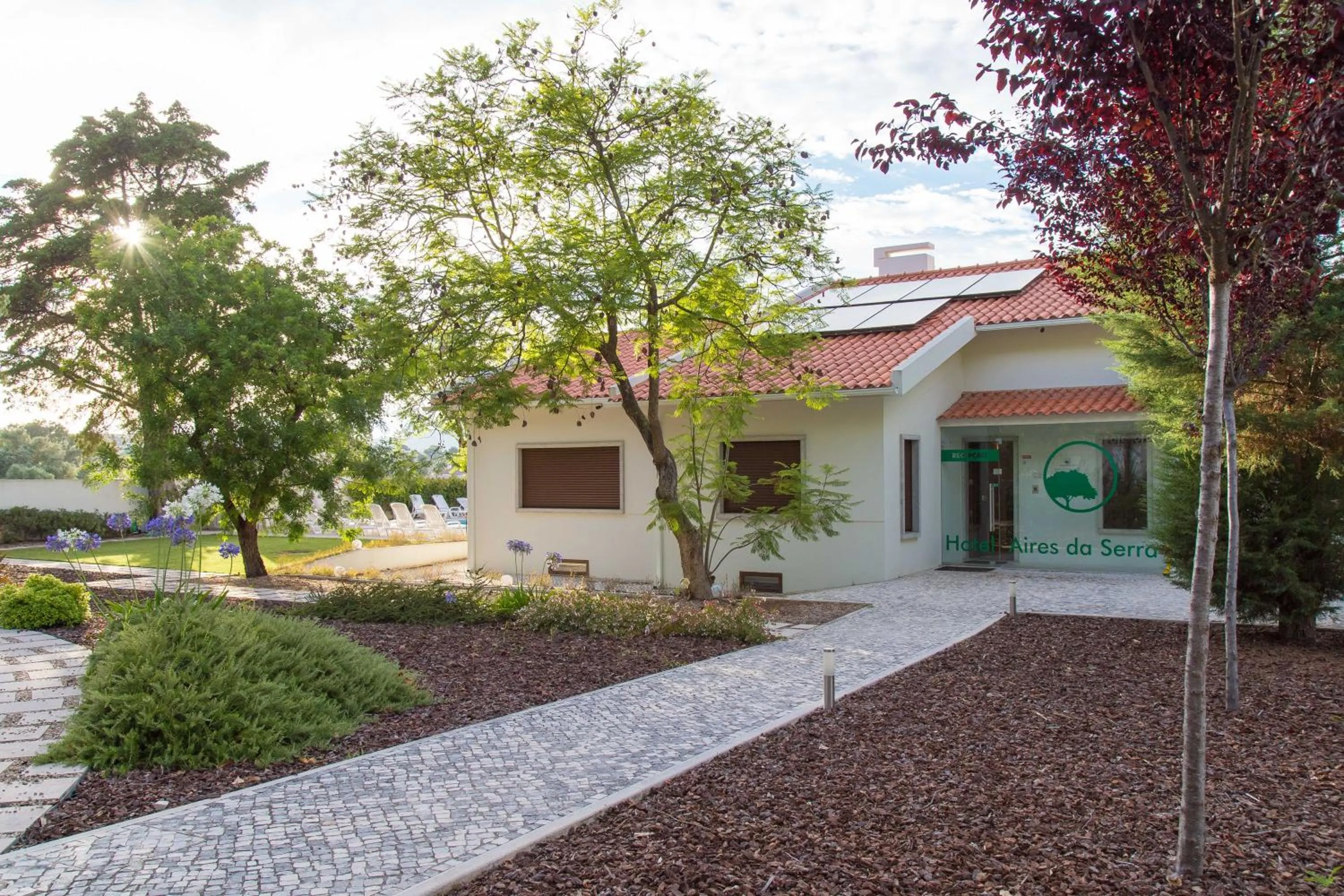 Facade/entrance in Aires da Serra Hotel