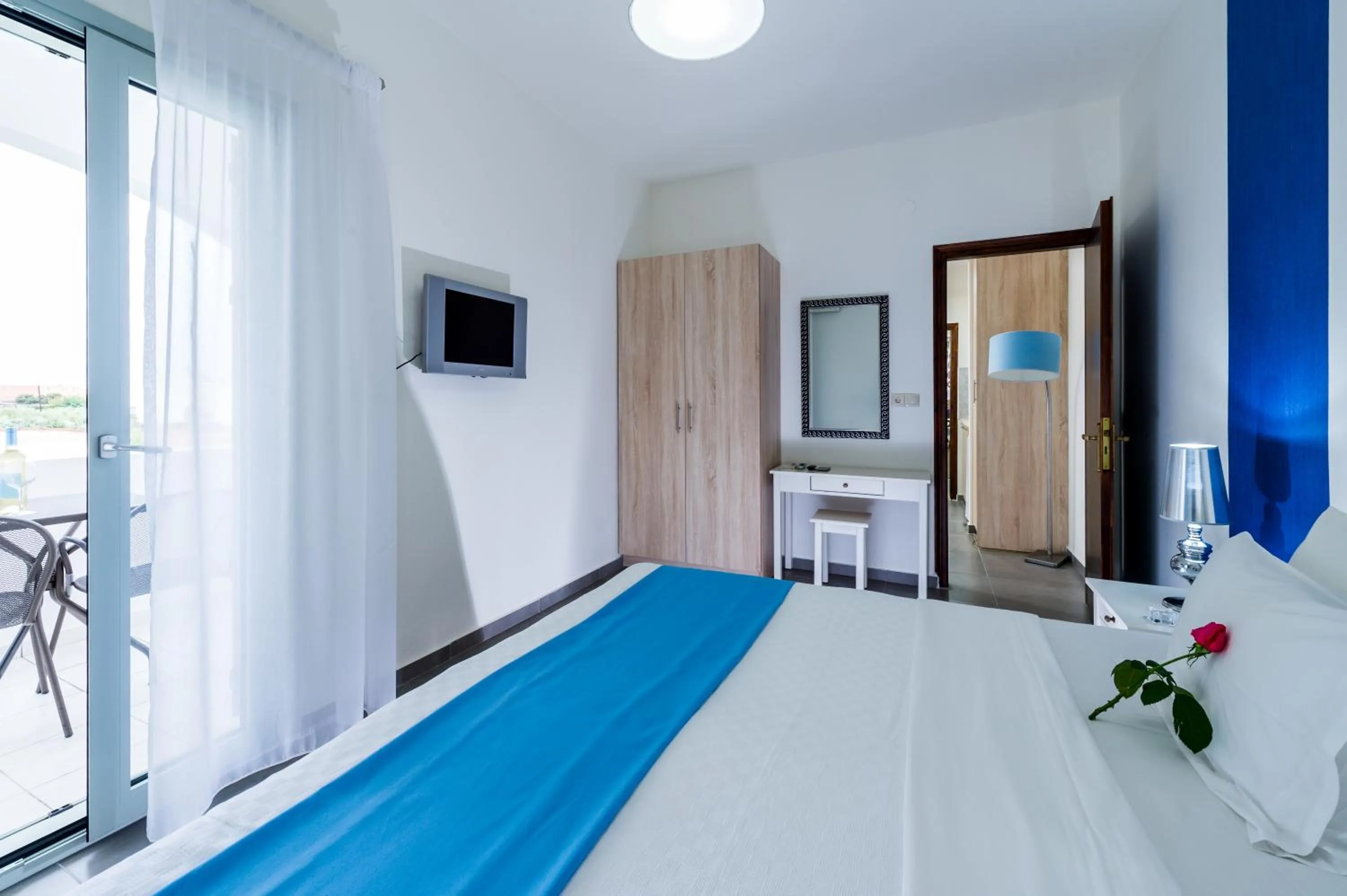 Bed in Angela Studios Apartments