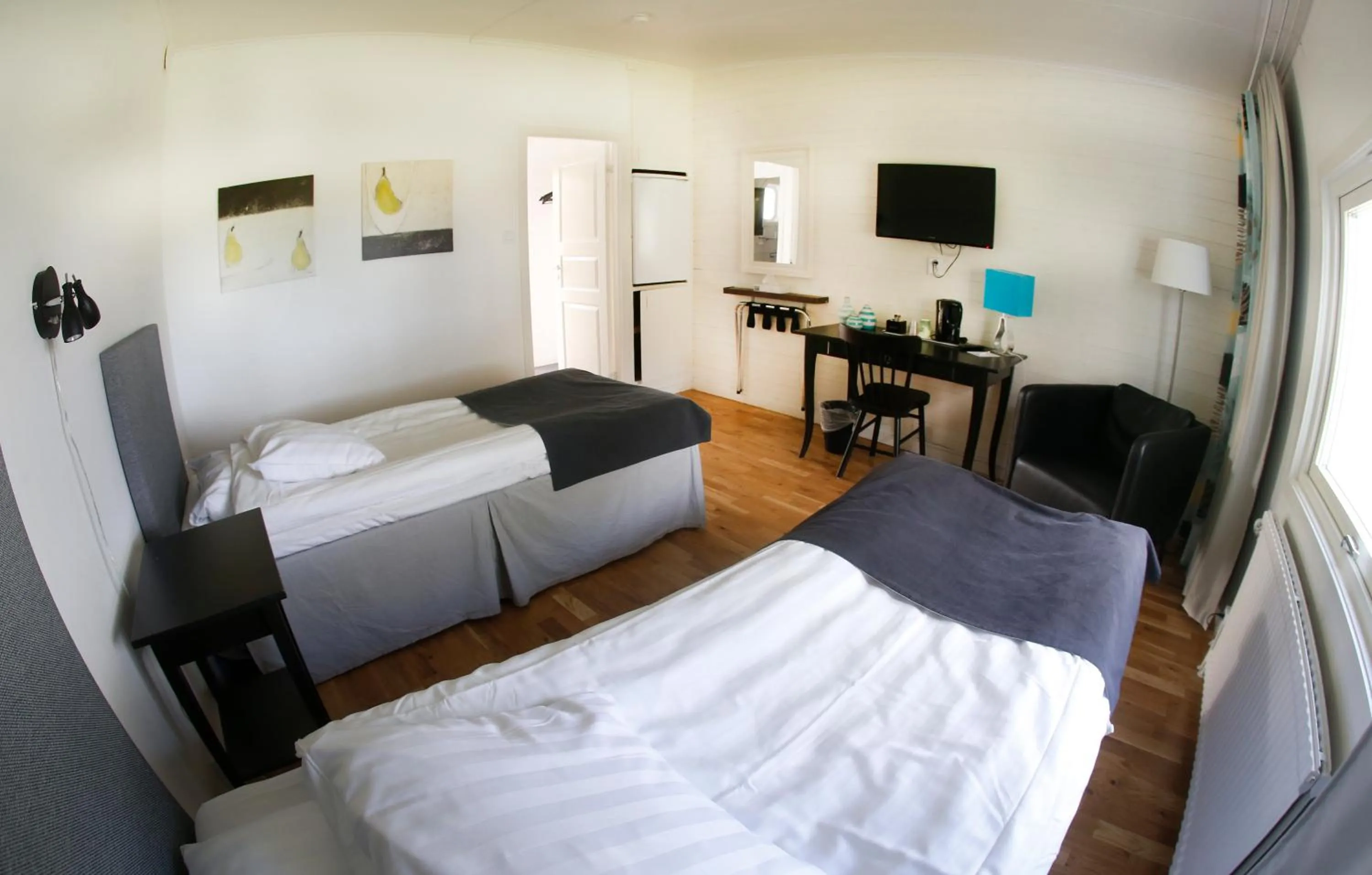 Photo of the whole room, Bed in Sjögestad Motell