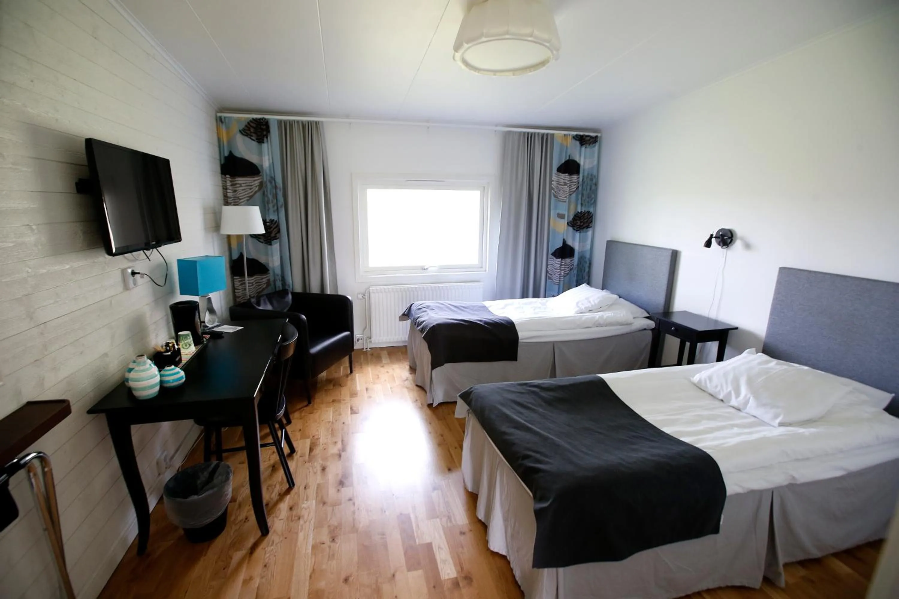 Photo of the whole room, Bed in Sjögestad Motell