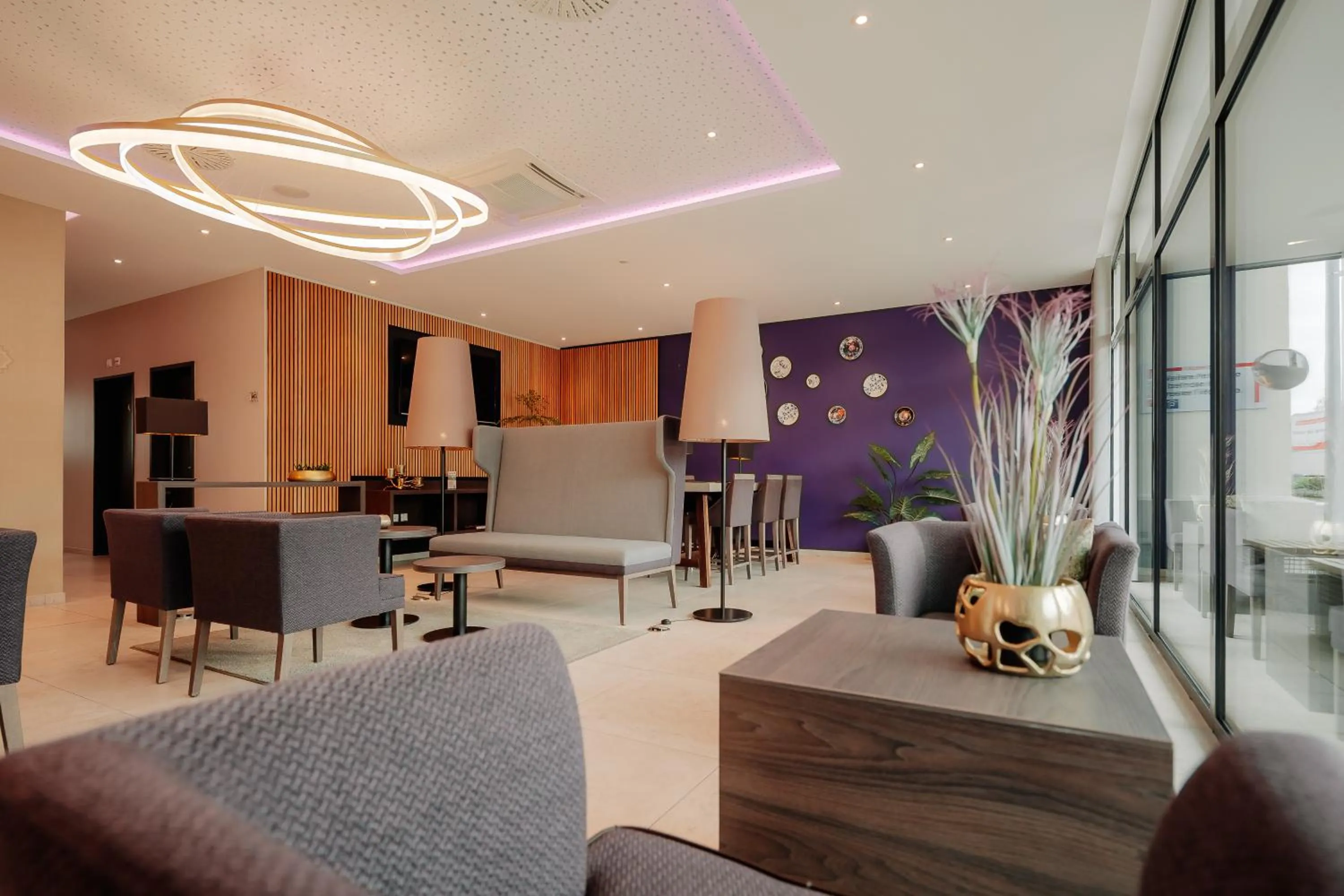 Lobby or reception in LOOKEN INN Lingen by Hackmann