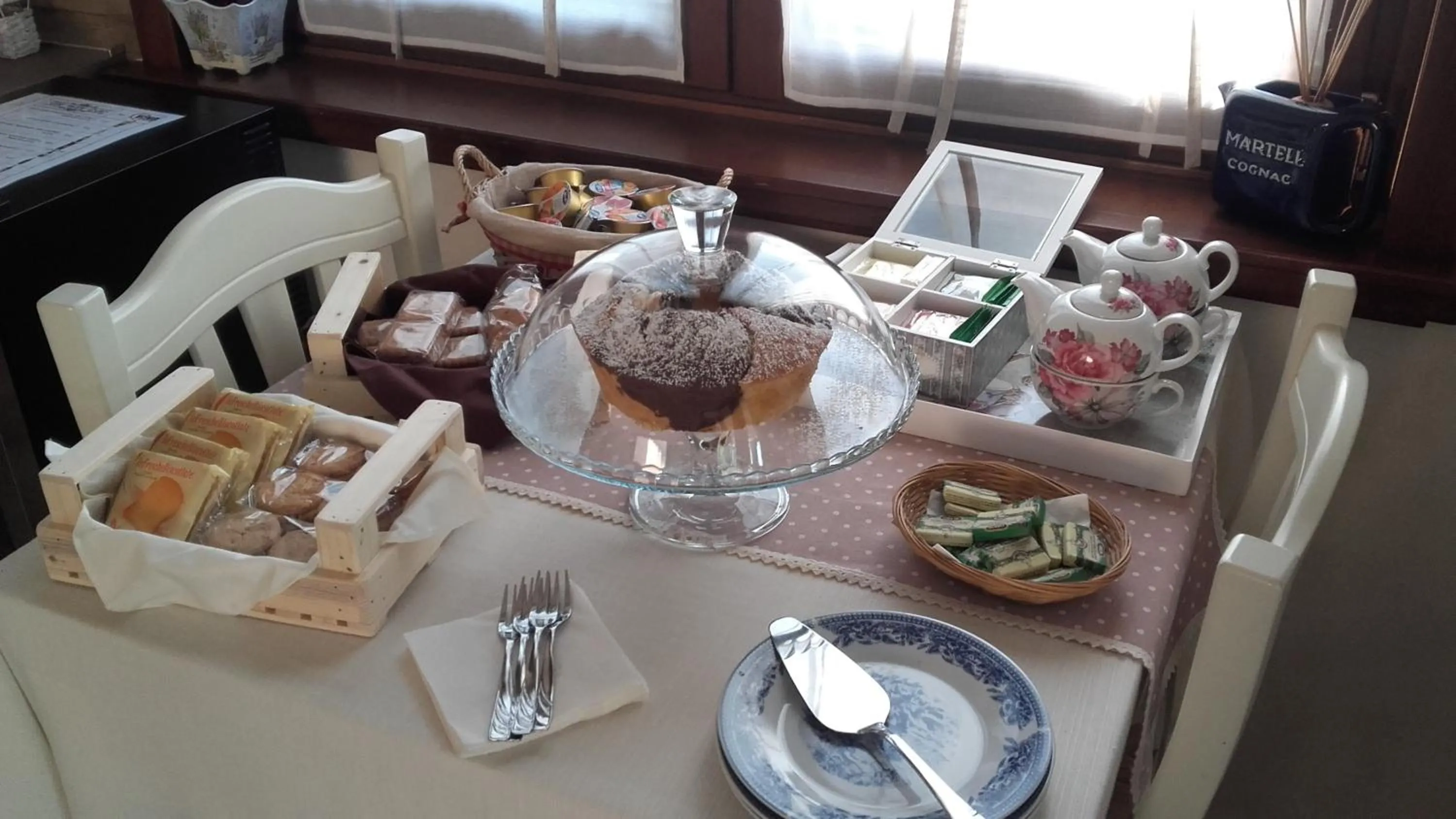 Buffet breakfast in Ca' del Conte - Maison de Charme