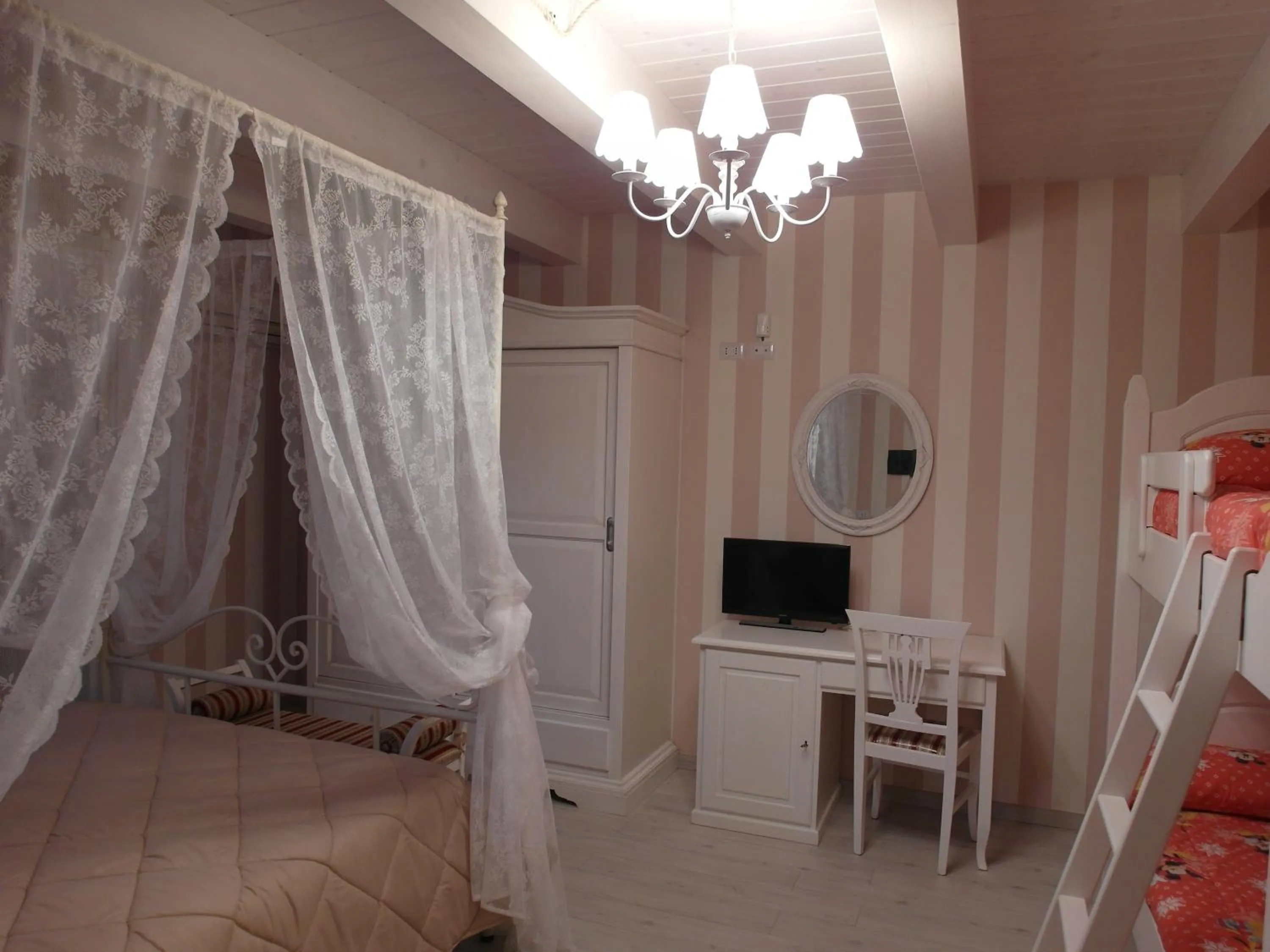 TV and multimedia, Bed in Ca' del Conte - Maison de Charme