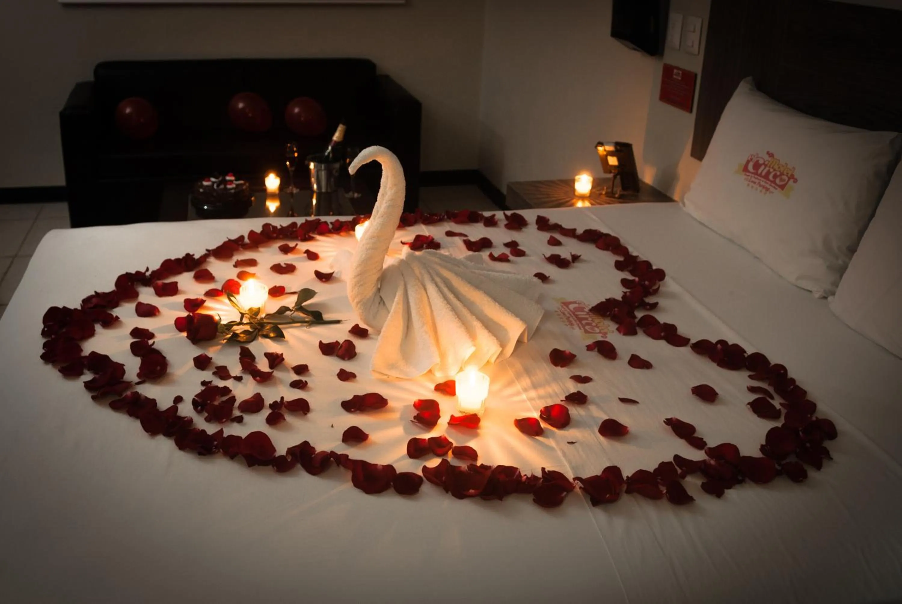 Bed in Motel el Circo