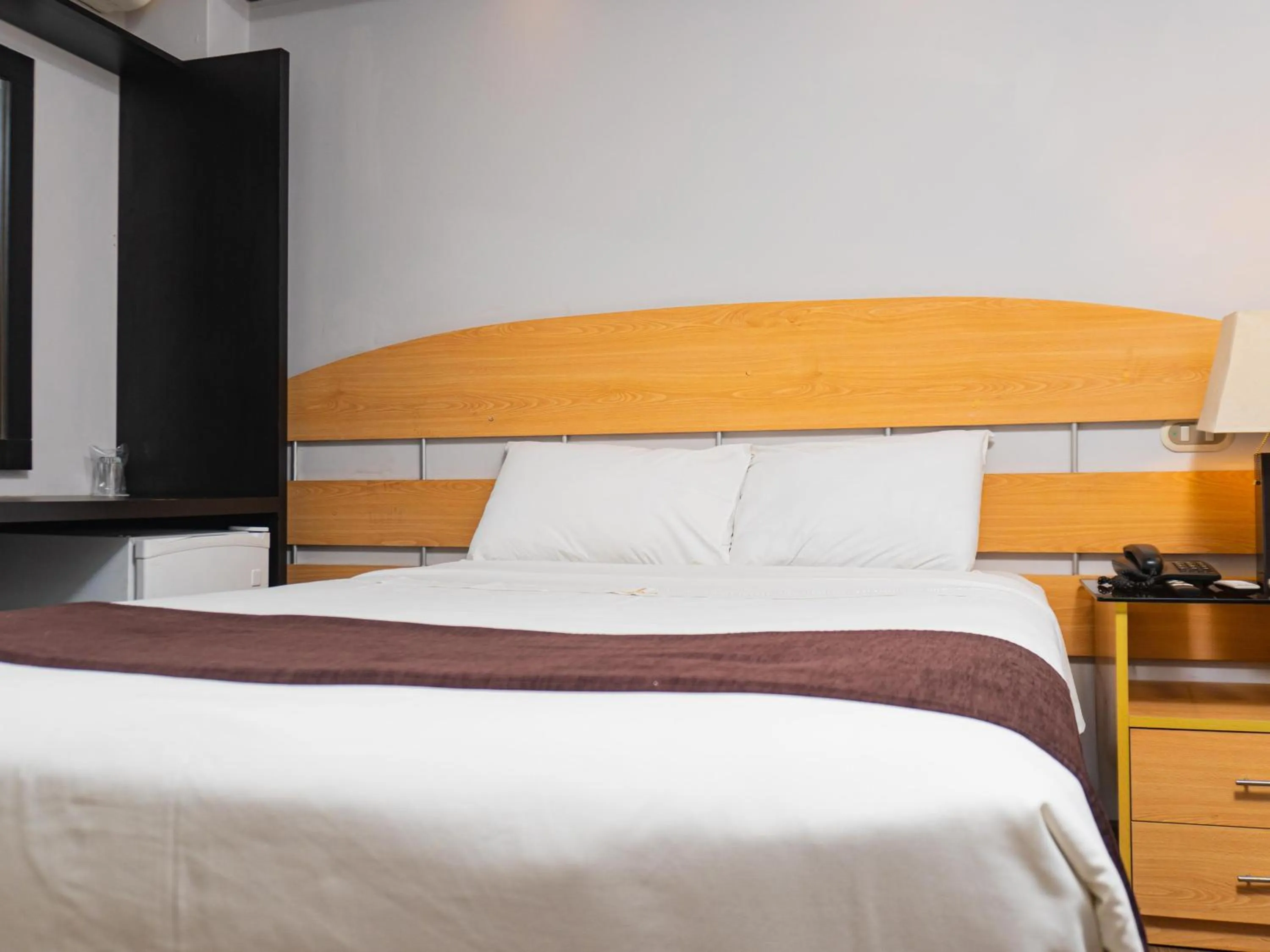 Bed in Hotel Ferré Miraflores