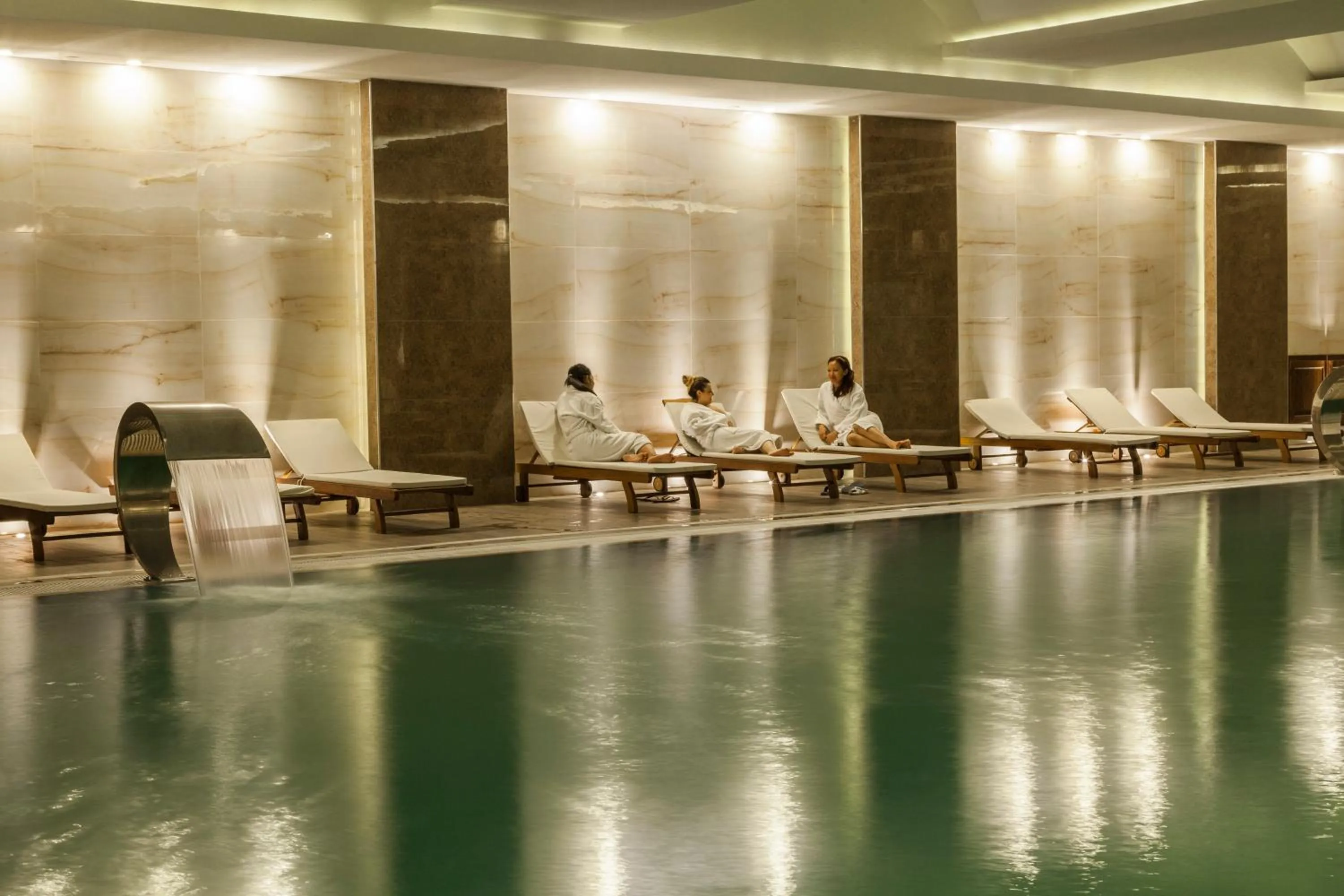 Swimming pool in Gulumser Hatun Termal Hotel & Spa