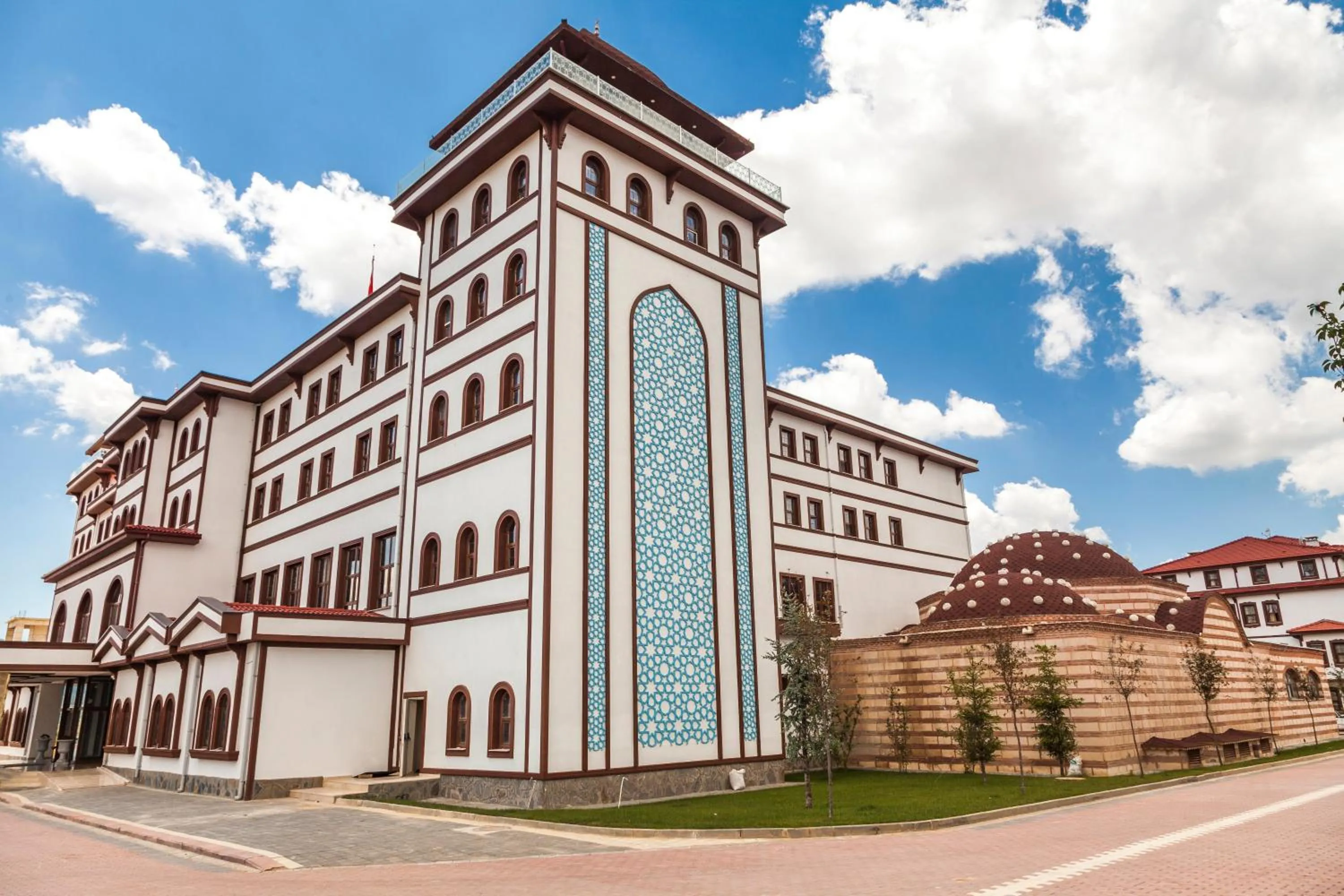 Property building in Gulumser Hatun Termal Hotel & Spa