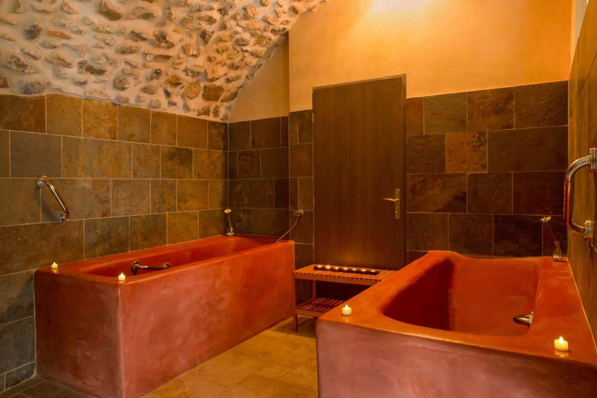 Spa and wellness centre/facilities in Domaine Saint-Roch Hotel Spa