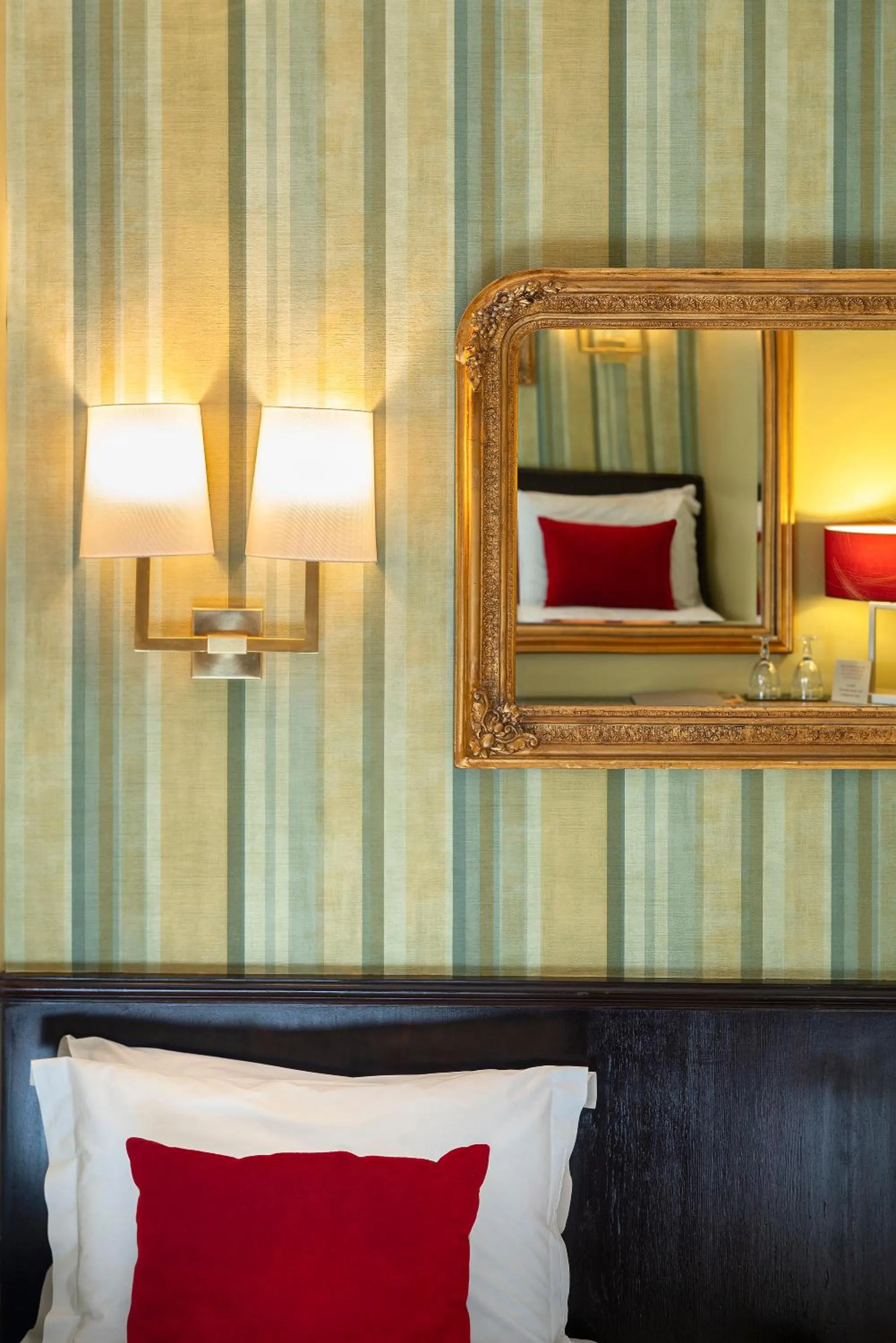 Decorative detail, Bed in Hotel Ibrahim Pasha