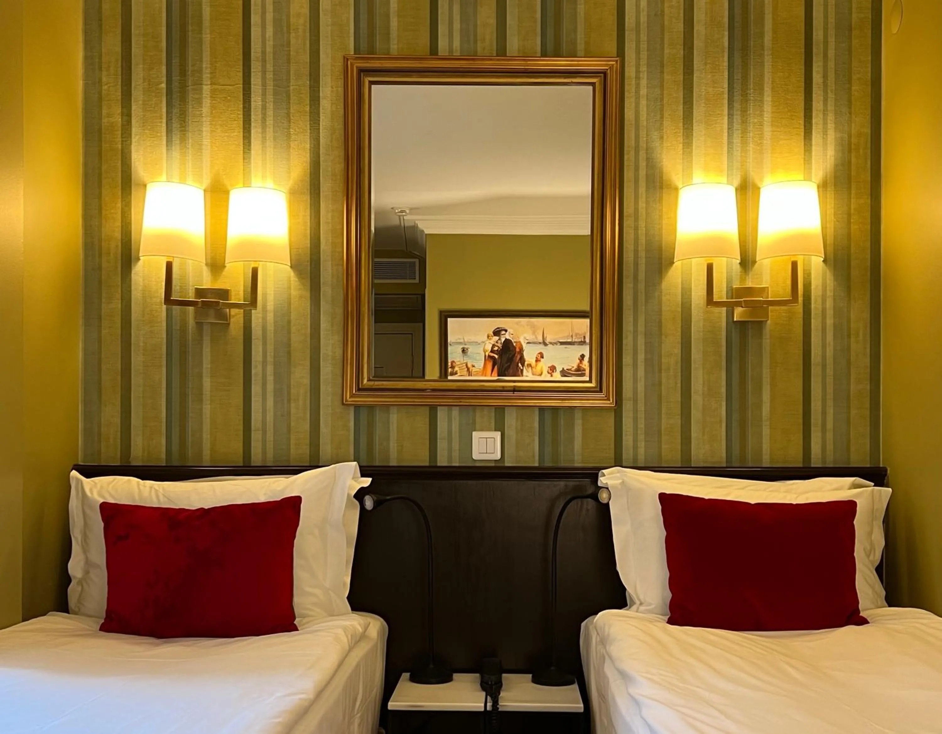 Bed in Hotel Ibrahim Pasha