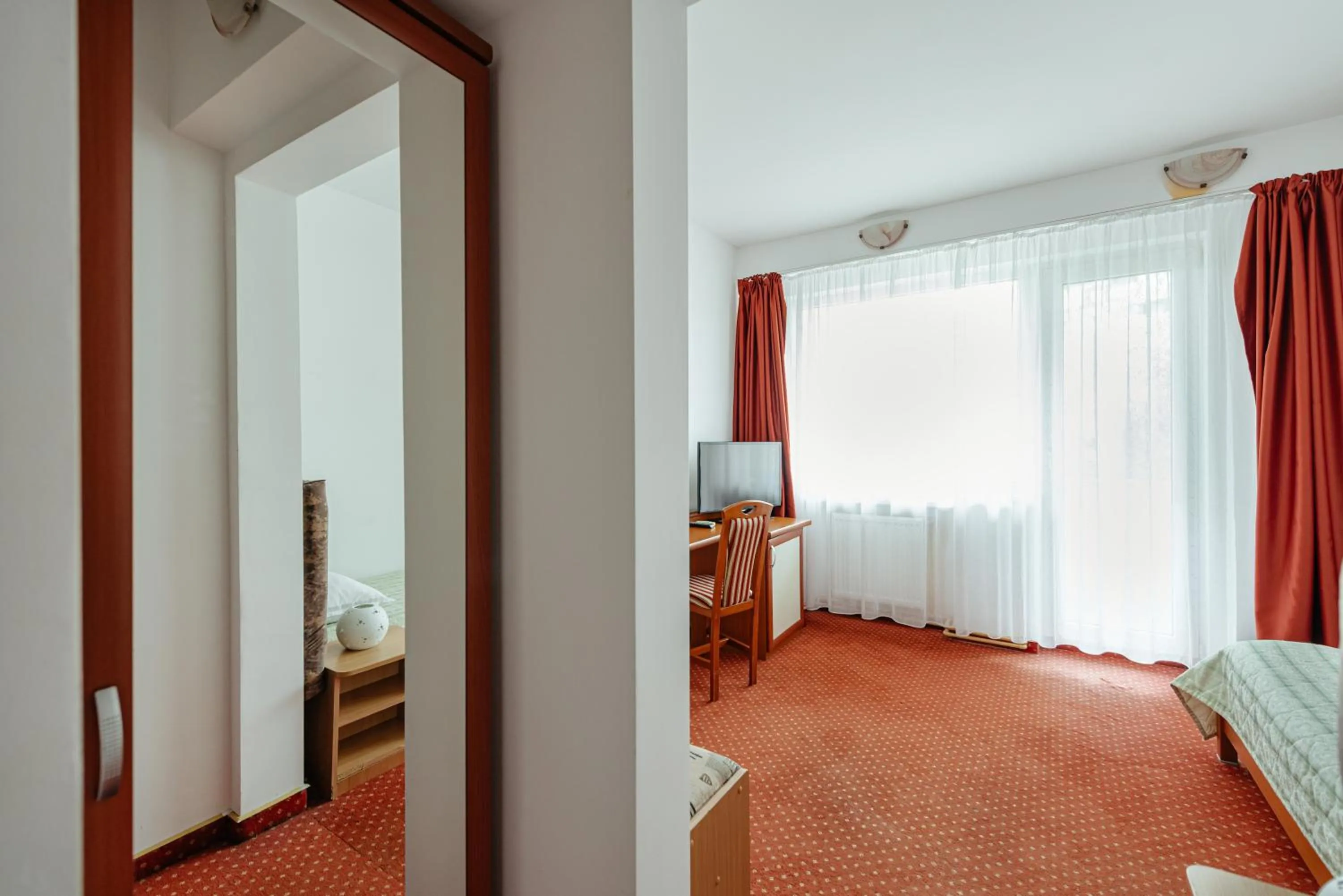 Bedroom, Bed in Hotel Rusca