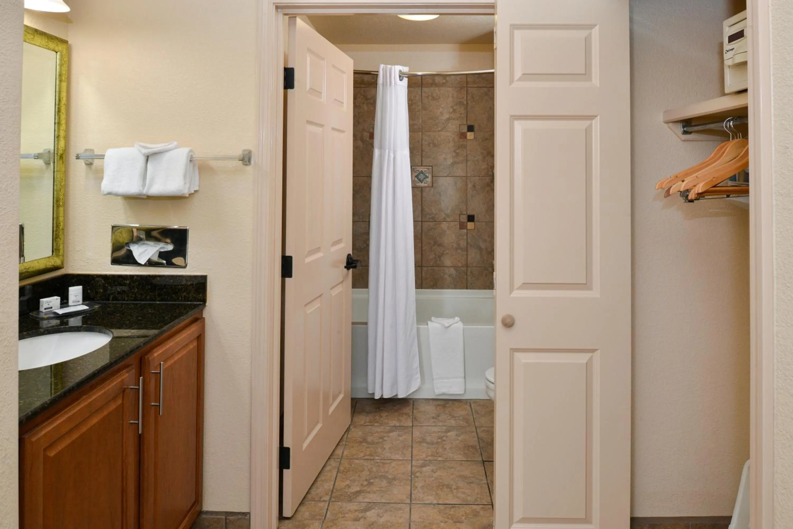 Bathroom in Staybridge Suites Las Cruces by IHG