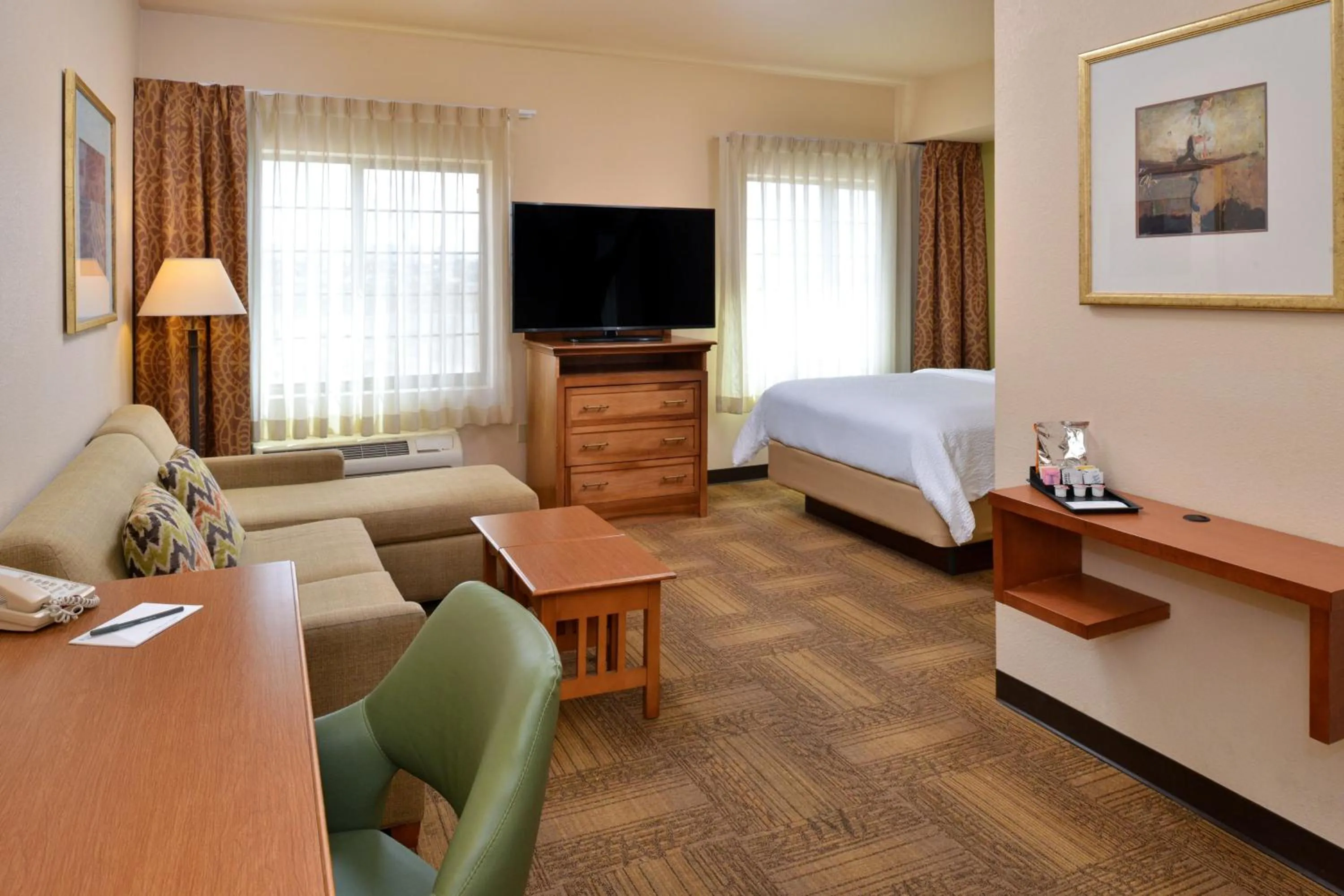 Photo of the whole room, Bed in Staybridge Suites Las Cruces by IHG