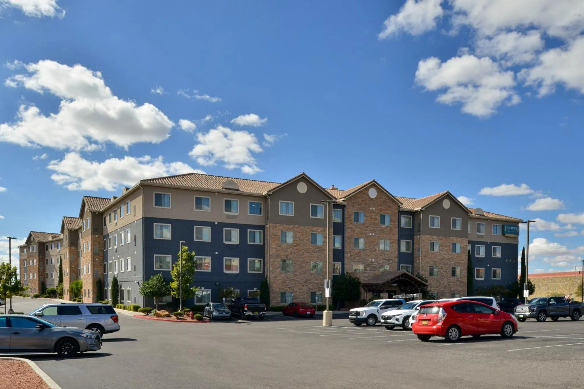 Property building in Staybridge Suites Las Cruces by IHG