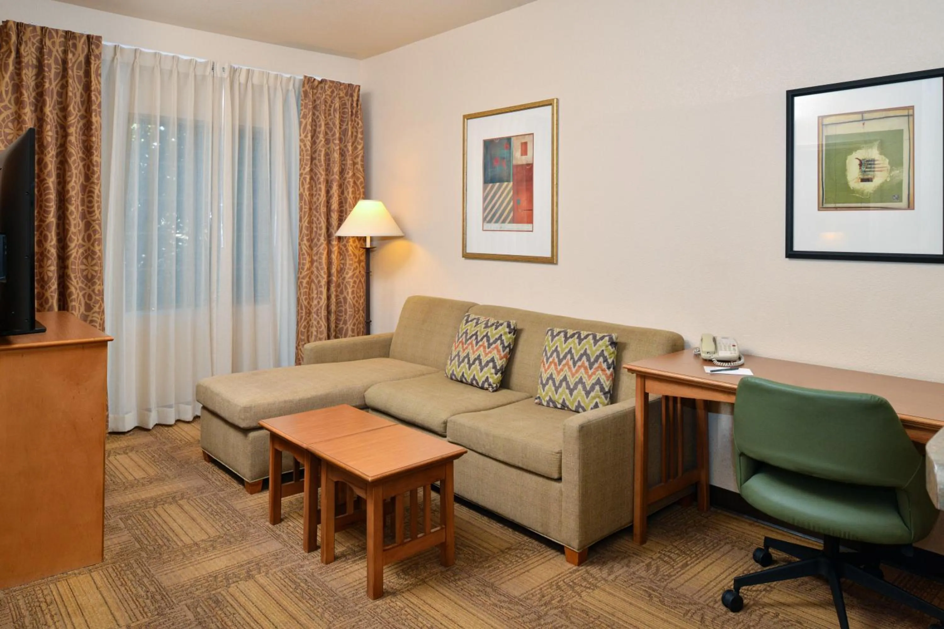 Living room in Staybridge Suites Las Cruces by IHG