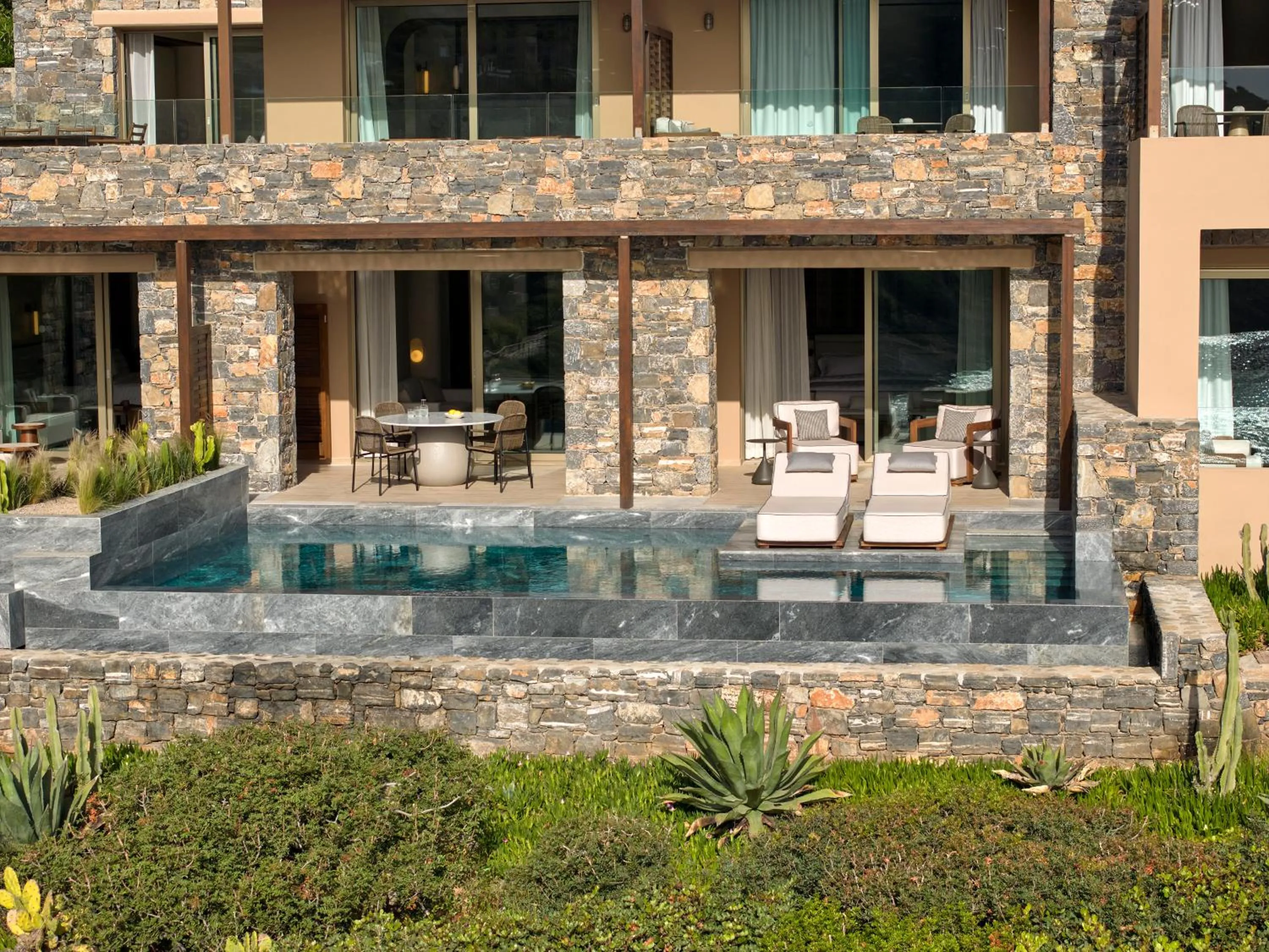 Swimming pool in Daios Cove