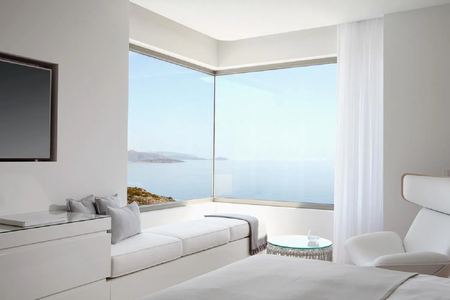 Bedroom, Bed in Daios Cove