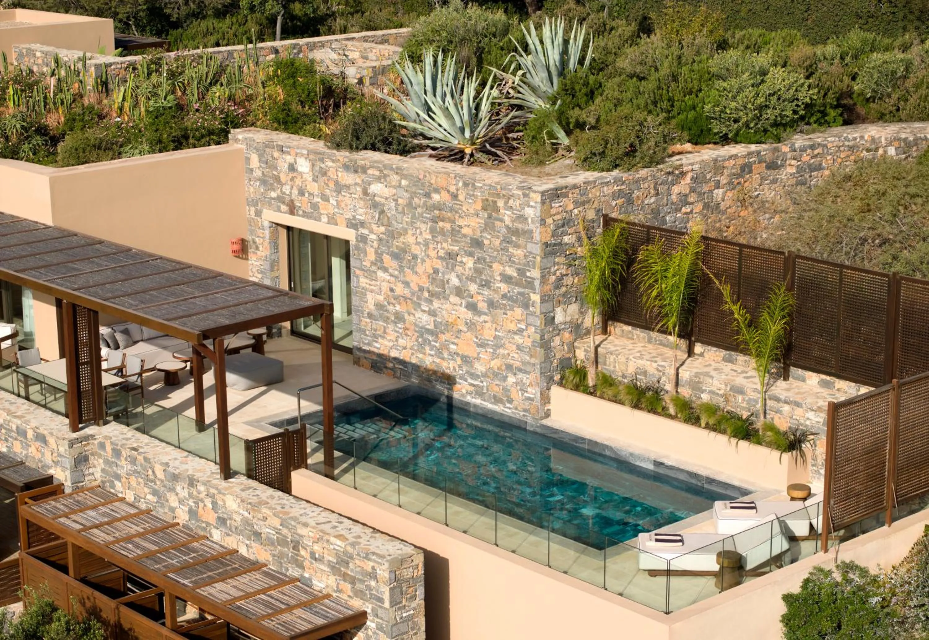 Swimming pool in Daios Cove