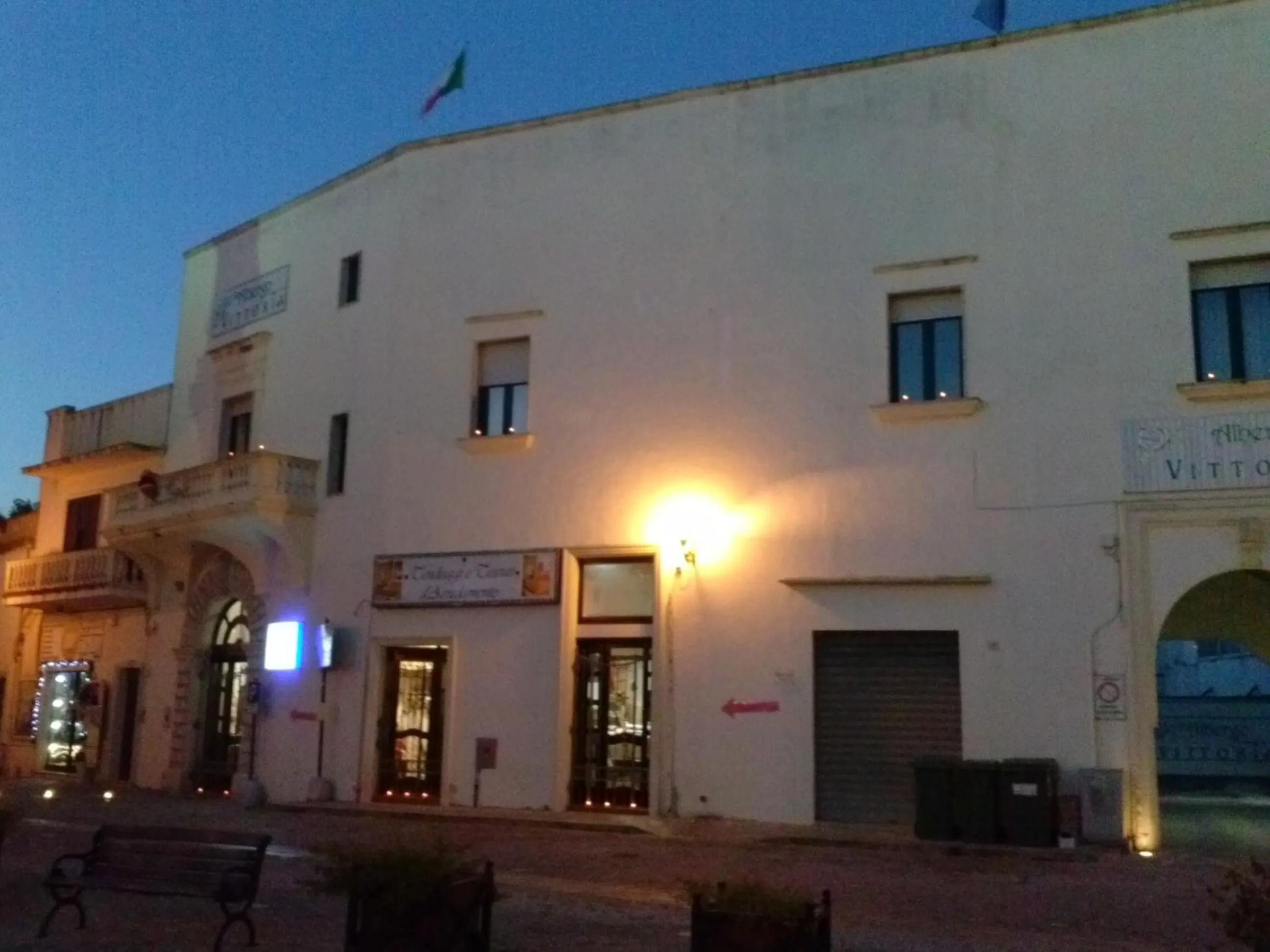 Facade/entrance in Albergo Vittoria