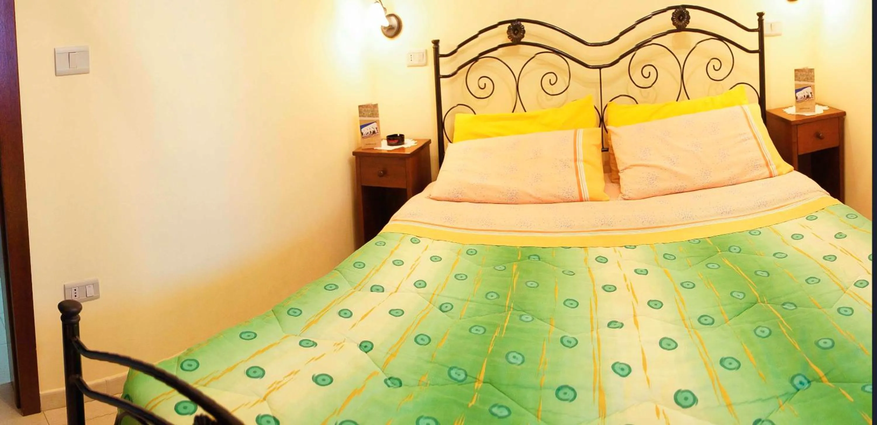 Bedroom, Bed in Albergo Vittoria