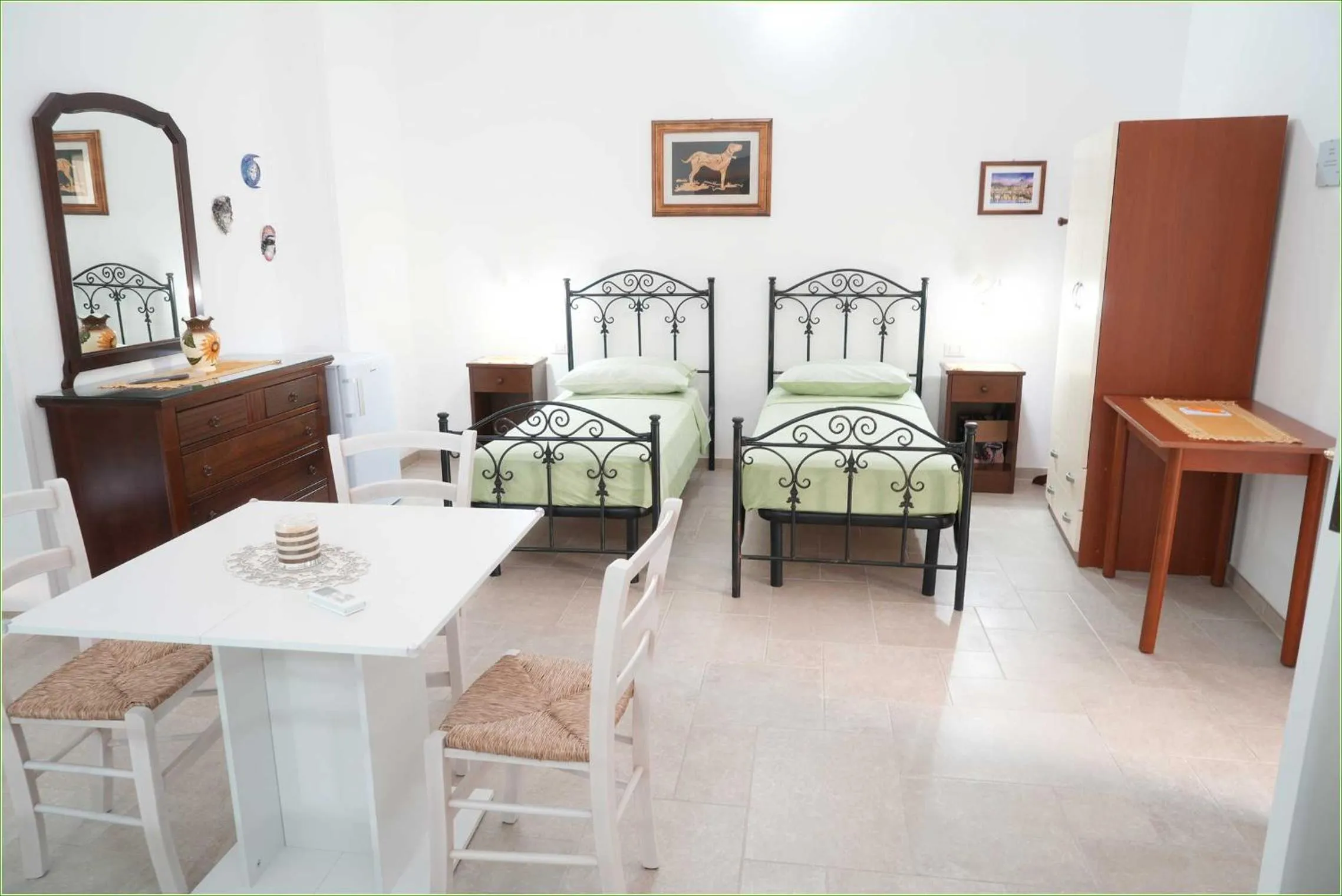 Photo of the whole room, Bed in Albergo Vittoria