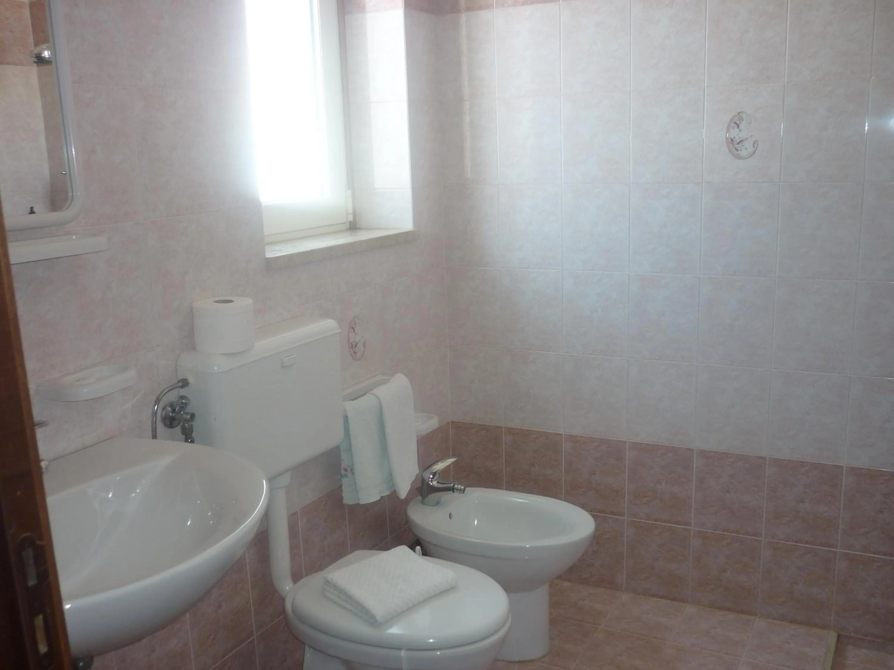 Bathroom in Albergo Vittoria