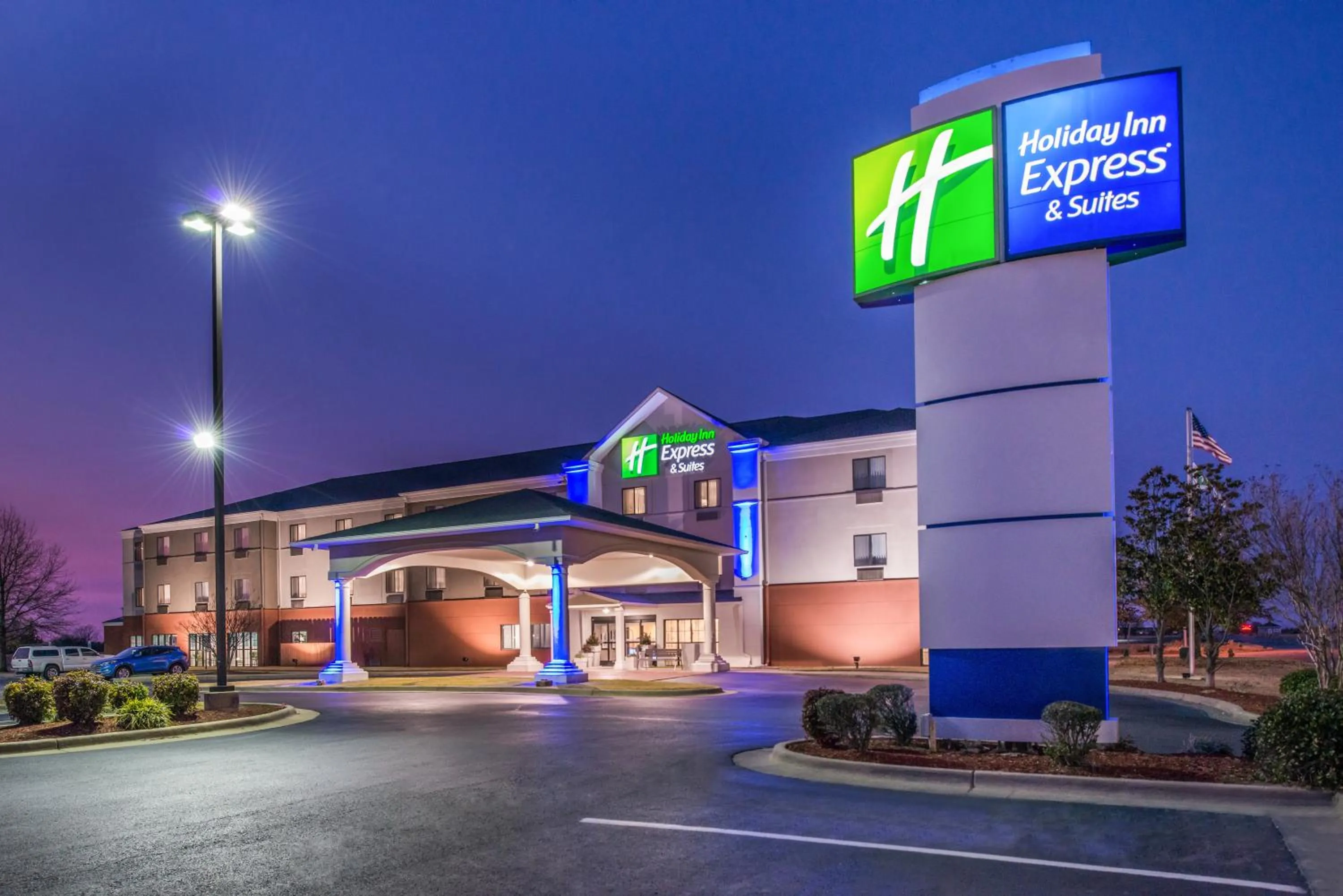 Property building in Holiday Inn Express Hotel & Suites Lonoke I-40 by IHG