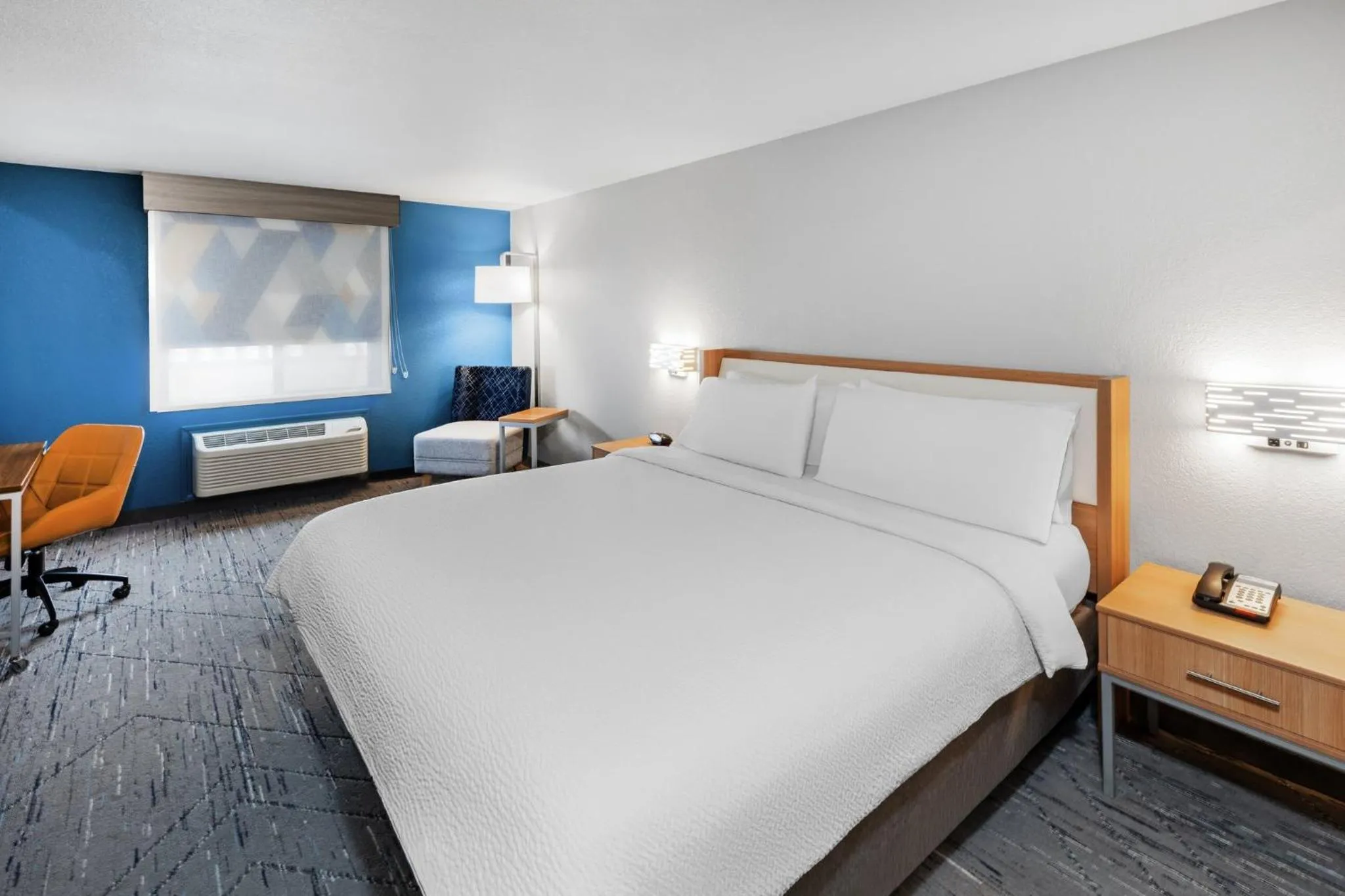 Photo of the whole room, Bed in Holiday Inn Express Hotel & Suites Lonoke I-40 by IHG