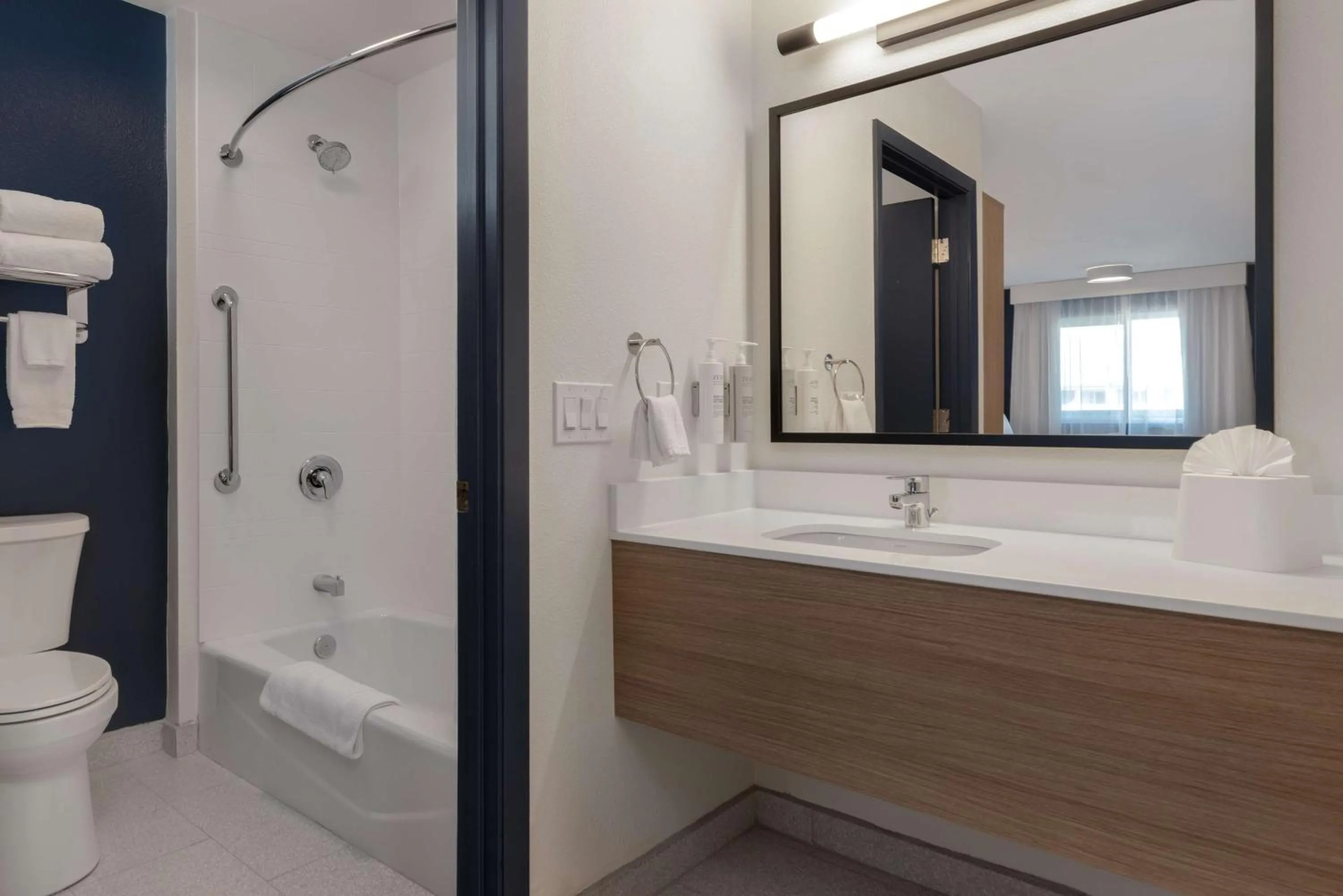 Bathroom in Spark By Hilton Santa Nella