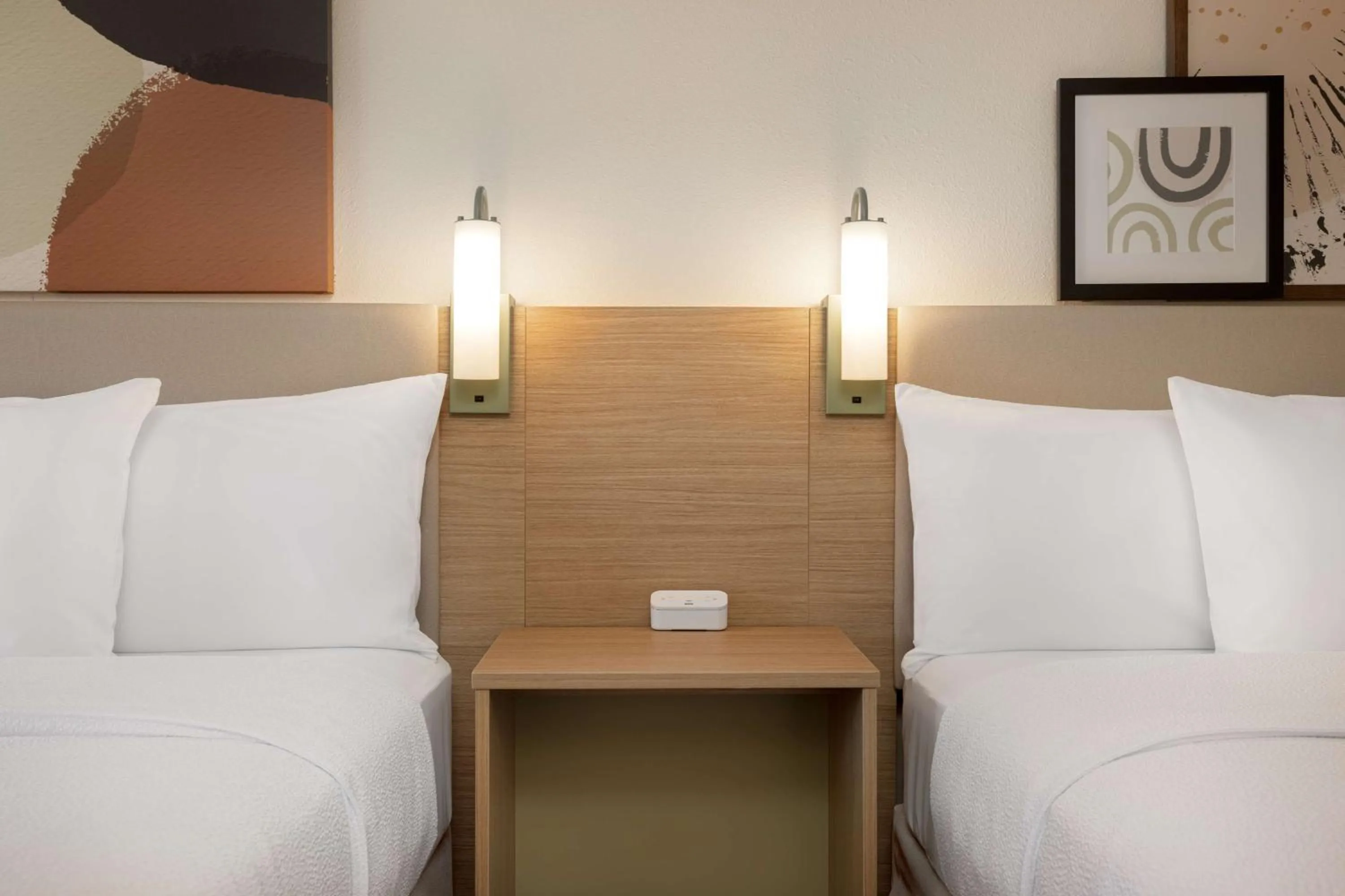 Bed in Spark By Hilton Santa Nella