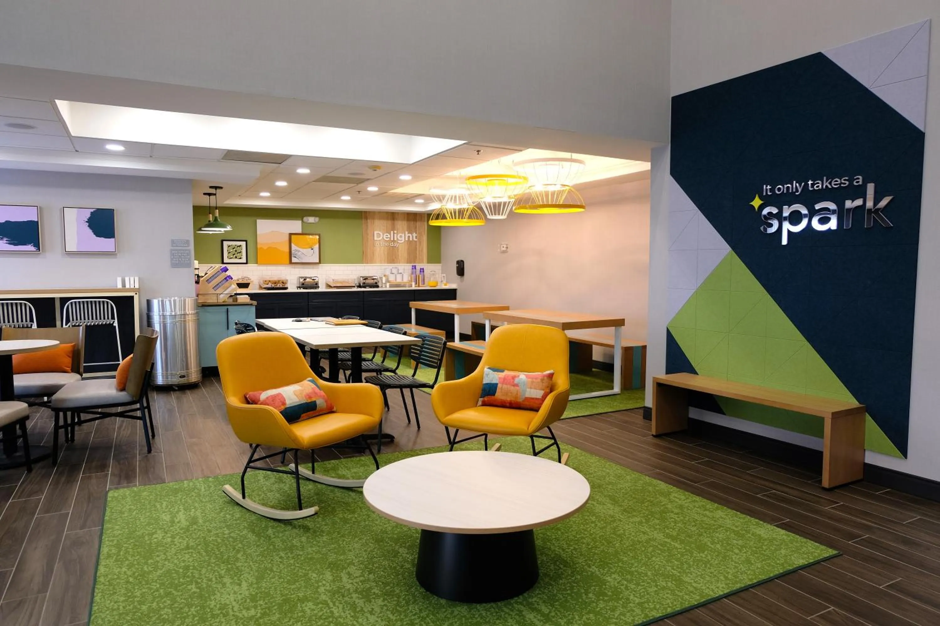 Lobby or reception in Holiday Inn Express Hotel & Suites North Little Rock, an IHG Hotel