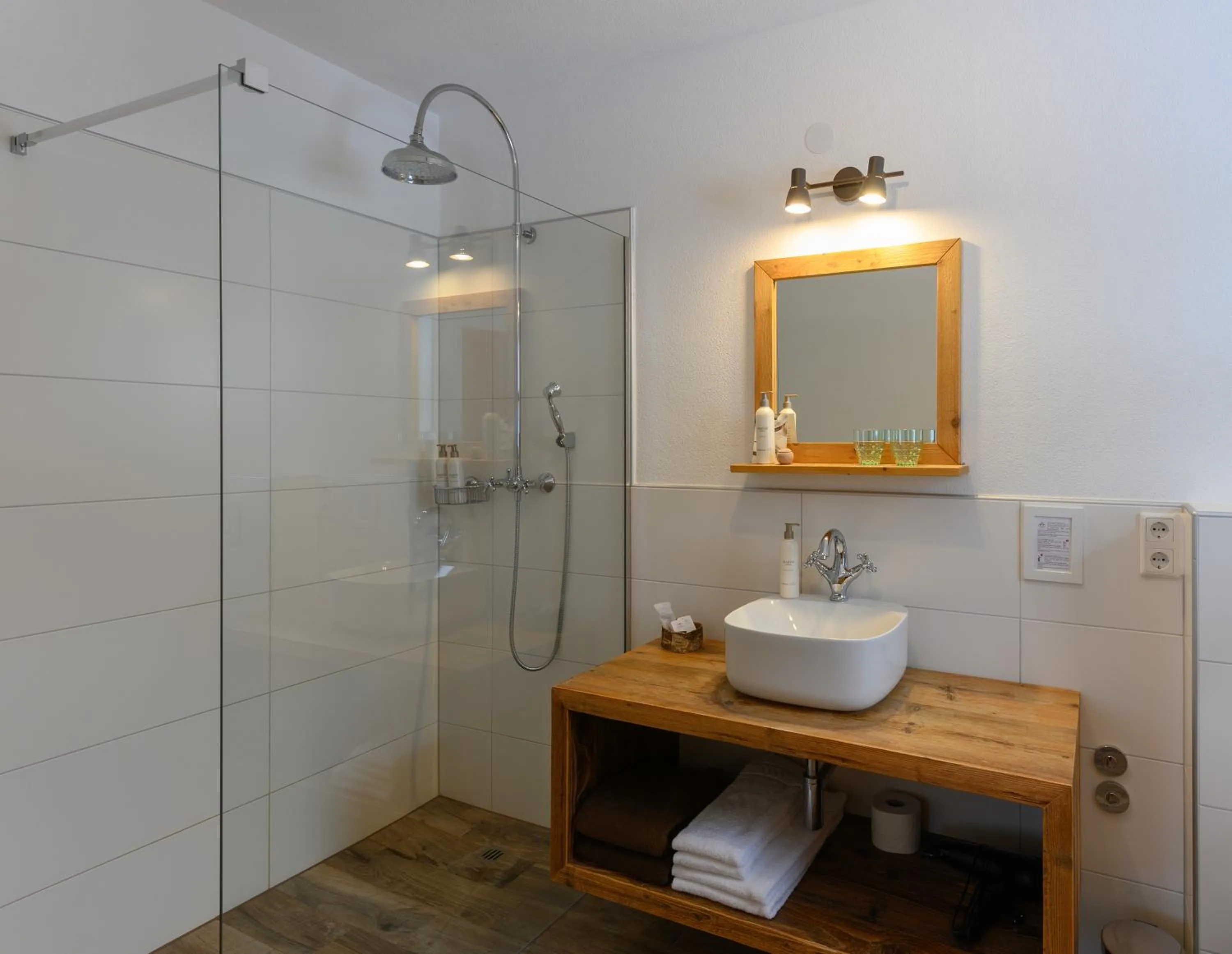 Shower in Das Halali - dein kleines Hotel an der Zugspitze